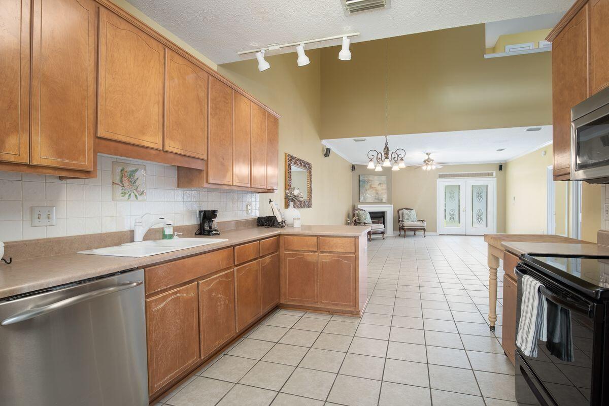 ESCADA - Residential