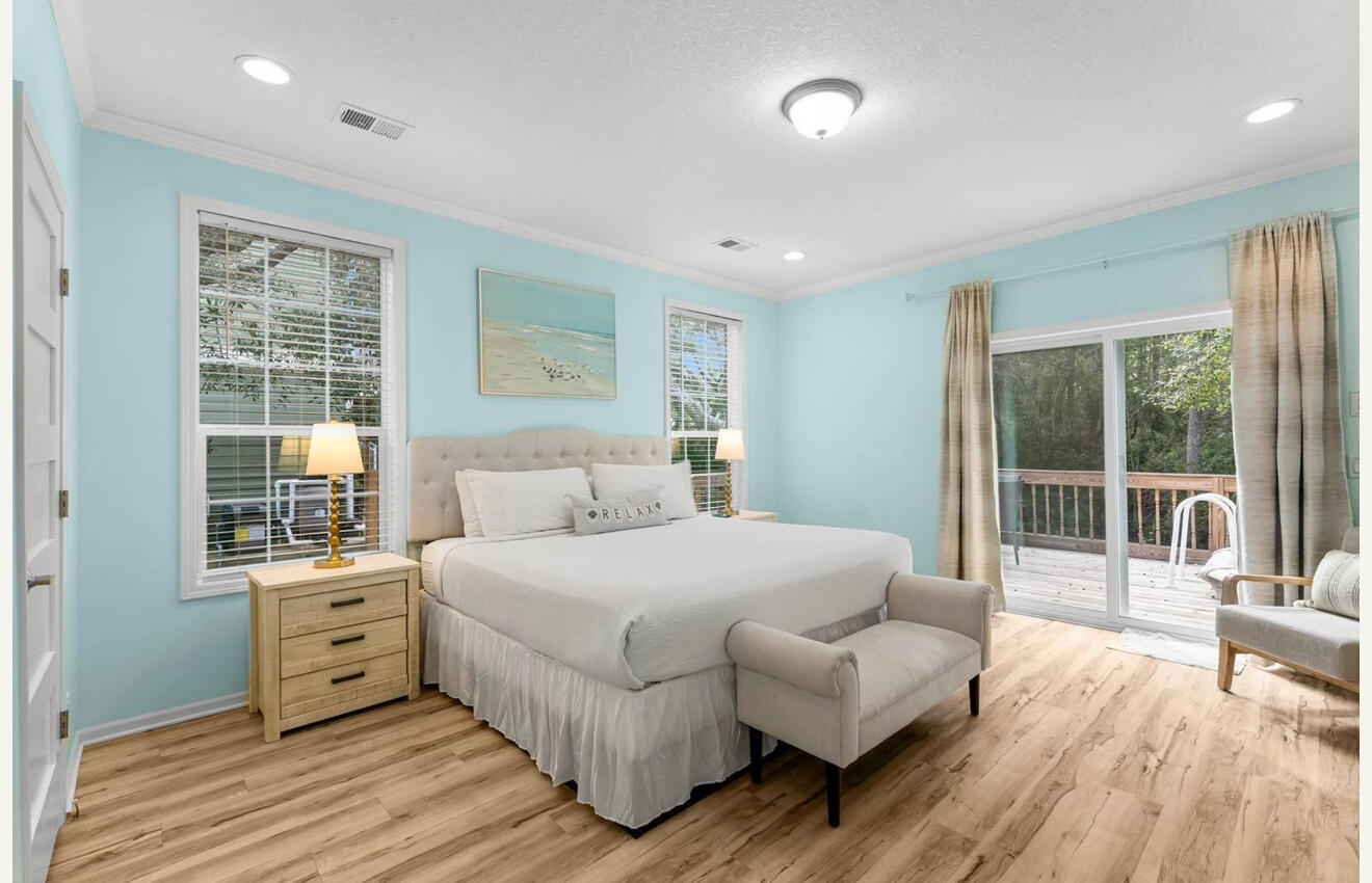 GULF SHORE MANOR - Residential Lease