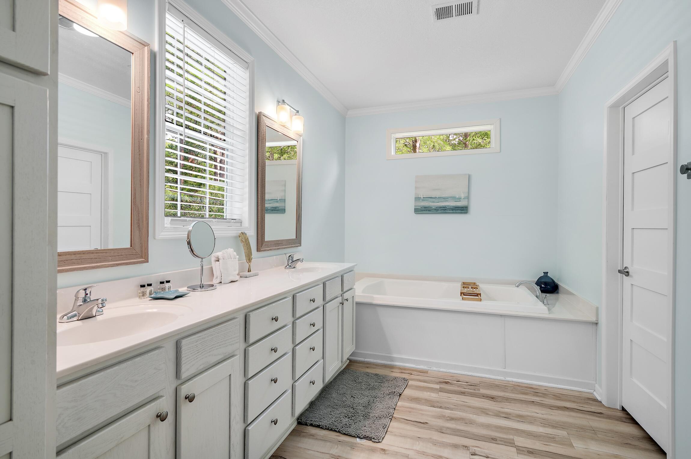 GULF SHORE MANOR - Residential Lease