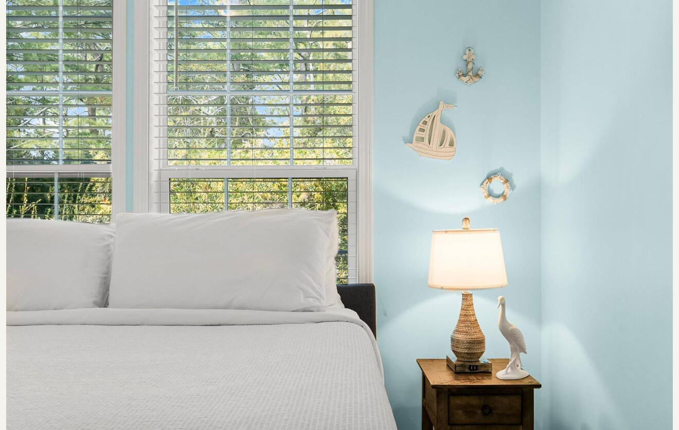 GULF SHORE MANOR - Residential Lease