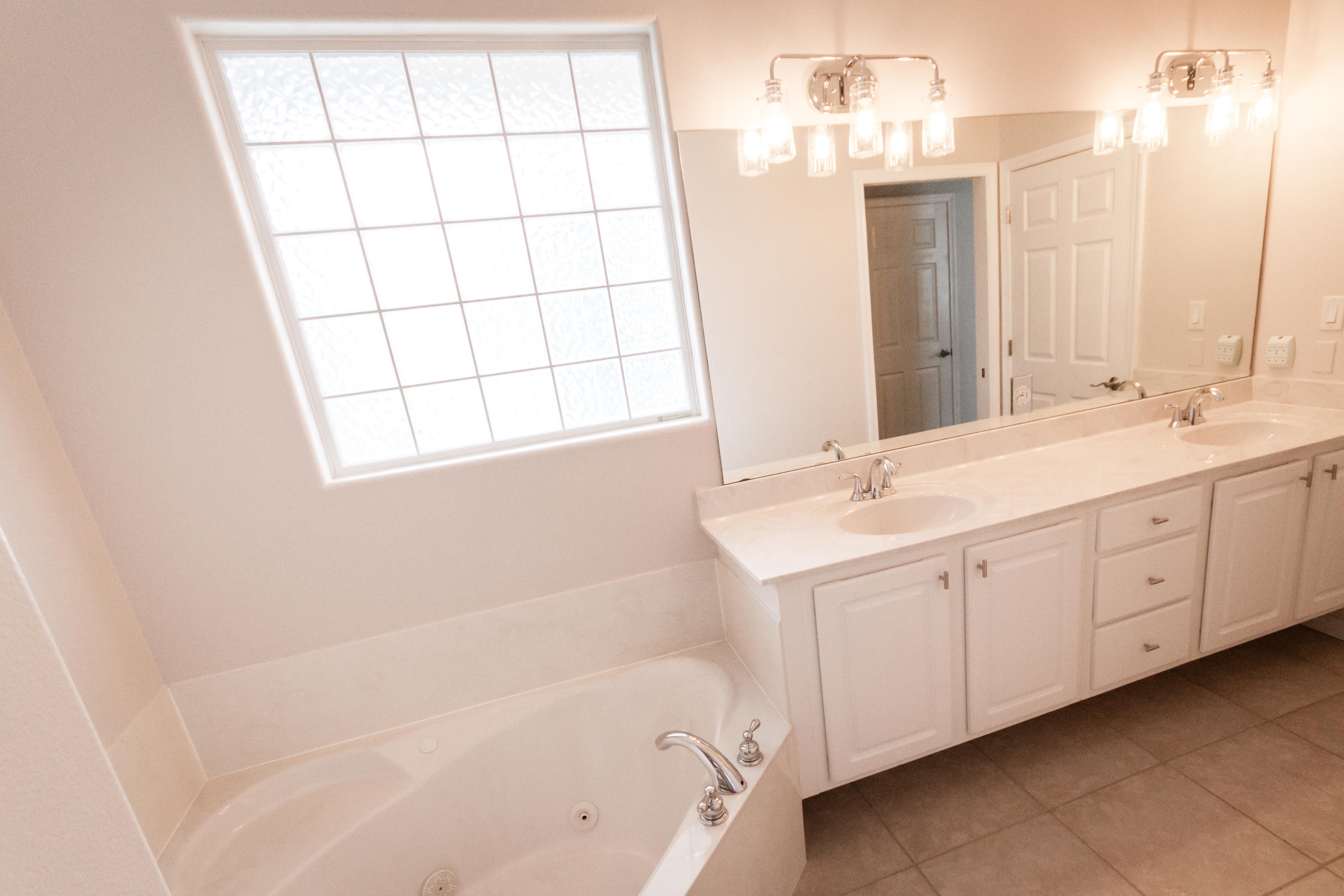 CALUSA BAY S/D - Residential