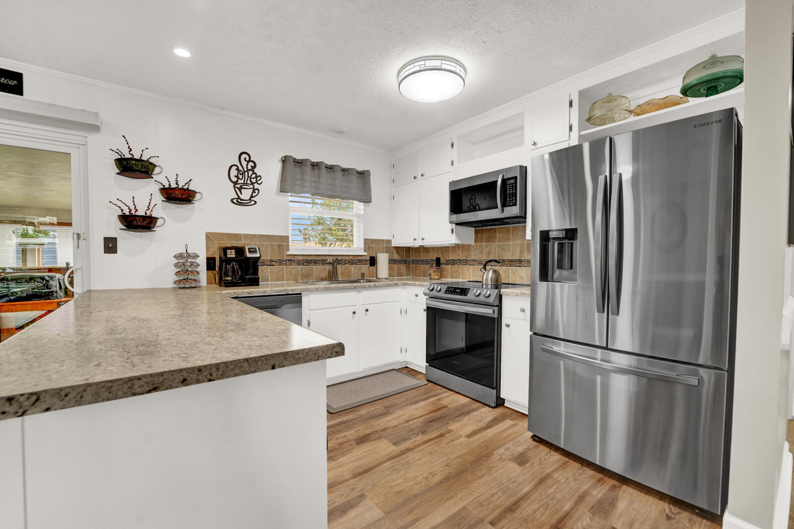 MORRIS MANOR ESTATES UNIT 4 - Residential