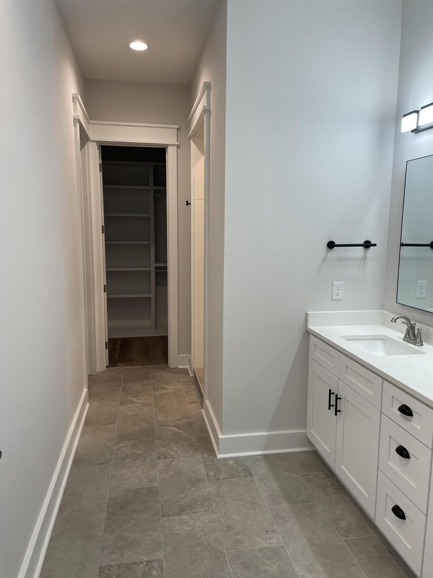 HIDDEN GROVE - Residential