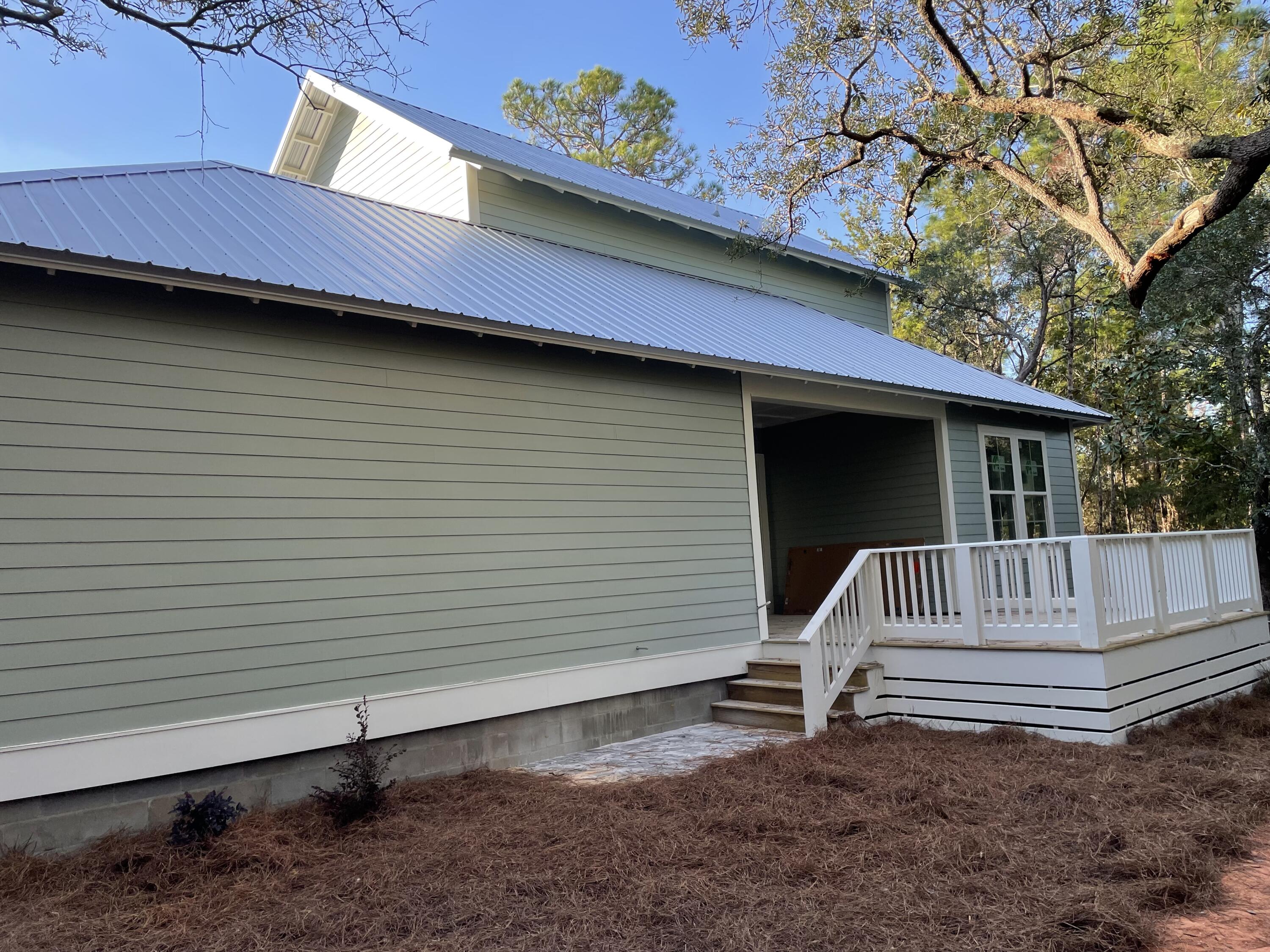 HIDDEN GROVE - Residential