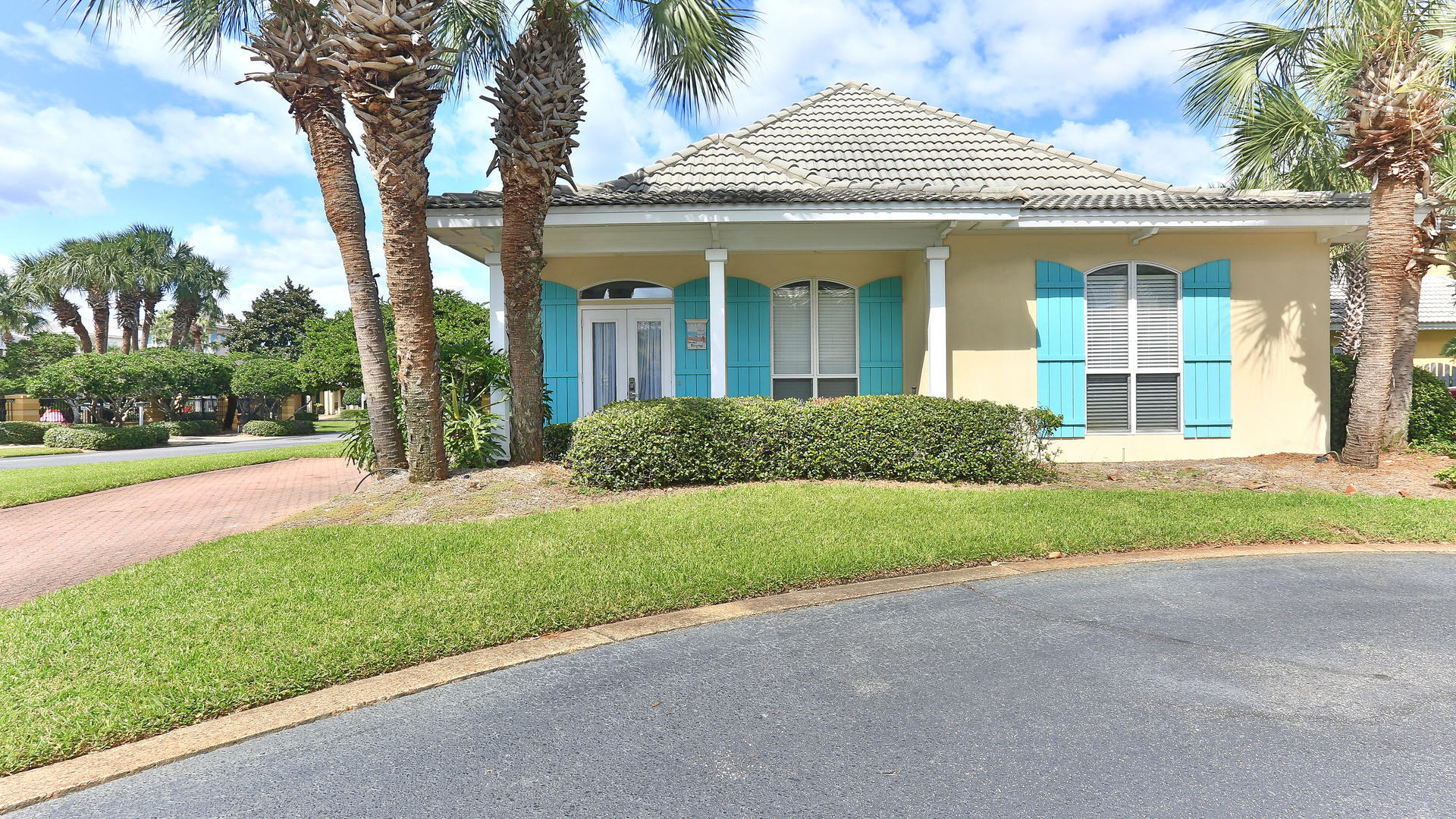 EMERALD SHORES OF SOUTH WALTON - Residential