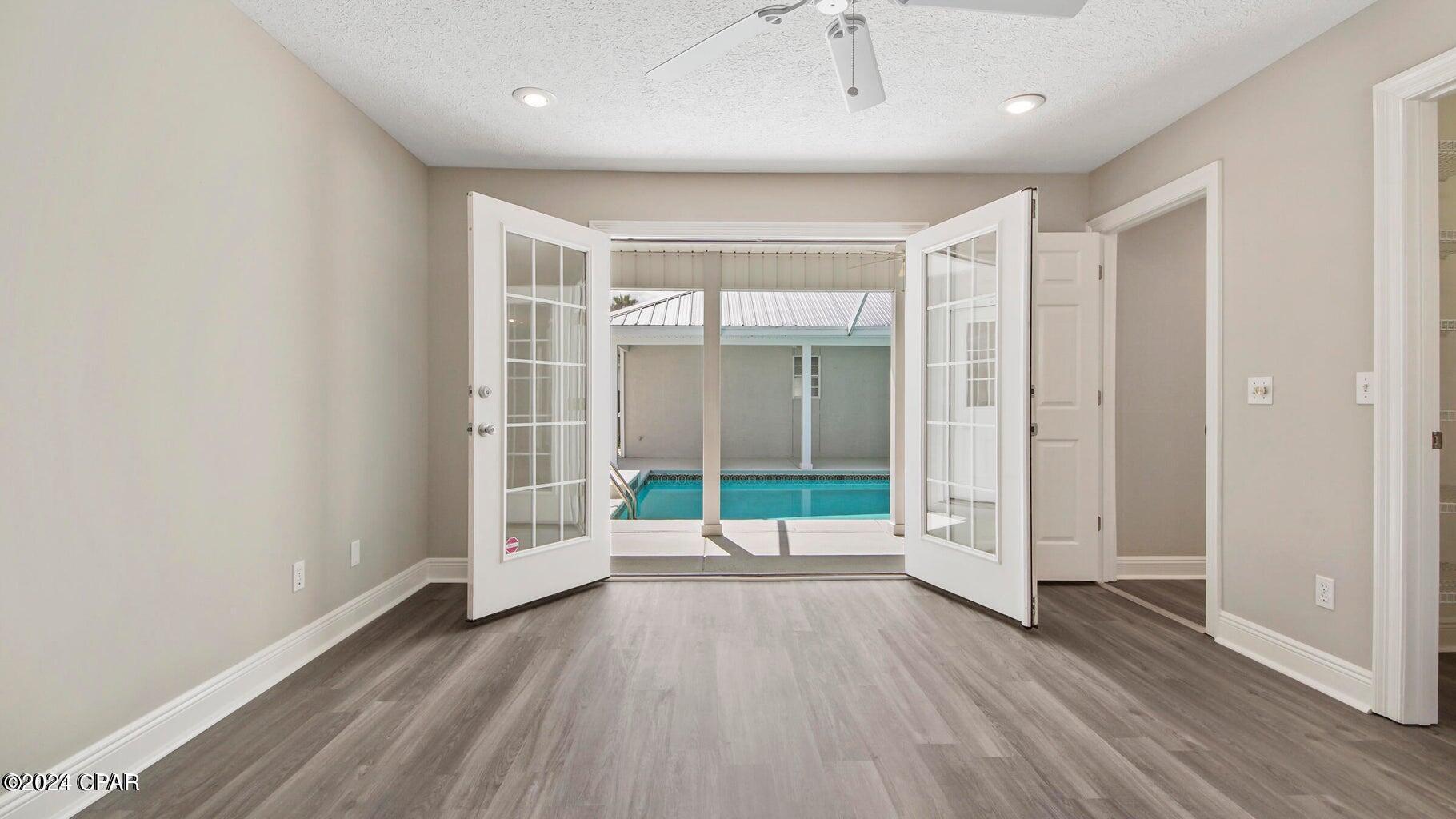 COLONY CLUB HARBOUR PH 3 - Residential Lease