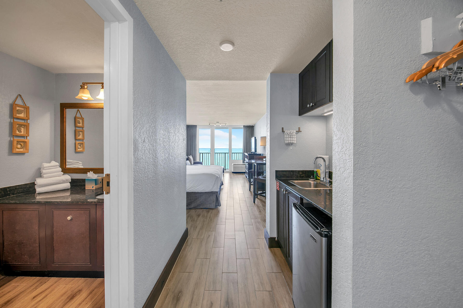 BAYSIDE CONDO SANDESTIN - Residential