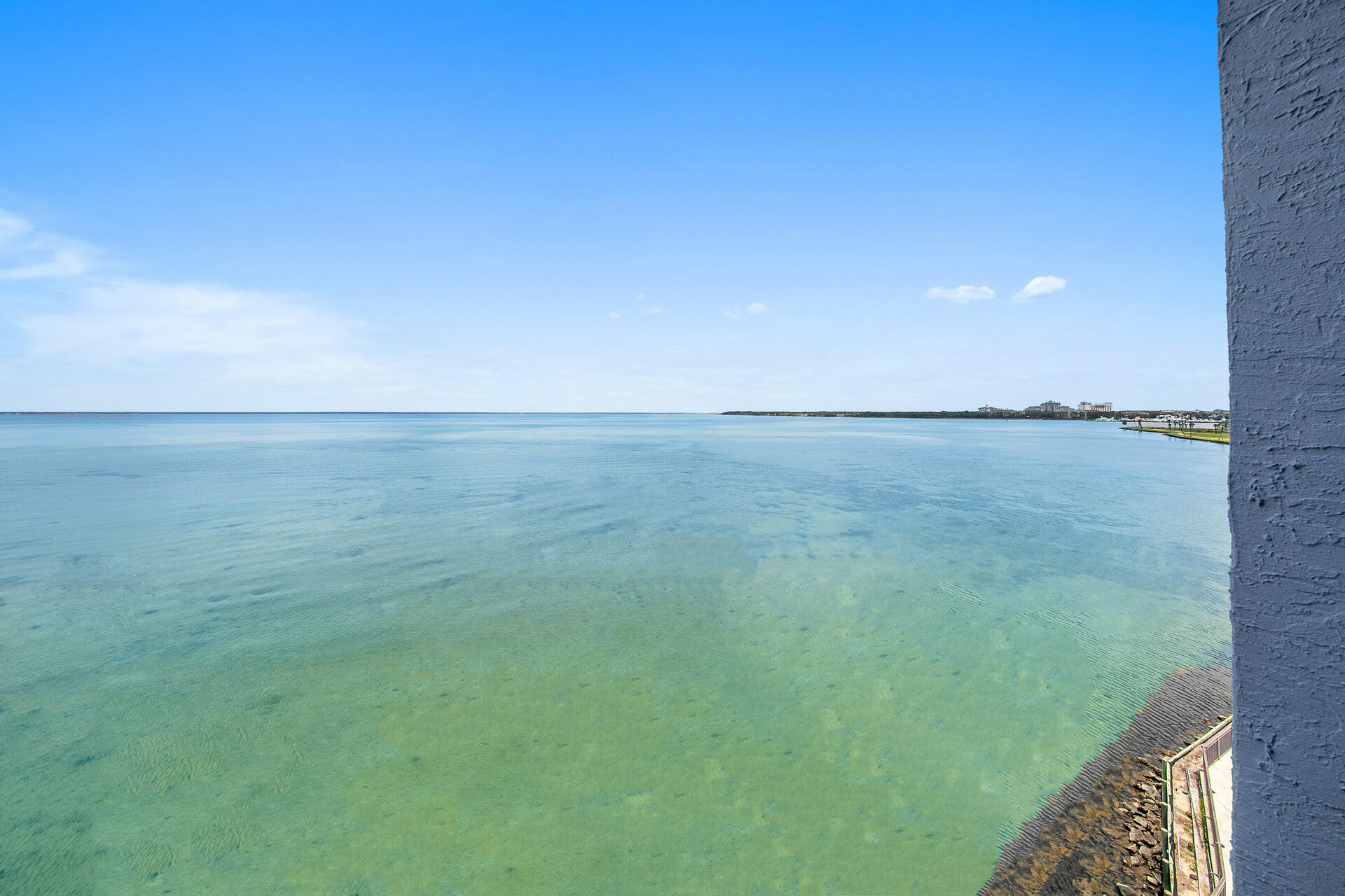 BAYSIDE CONDO SANDESTIN - Residential