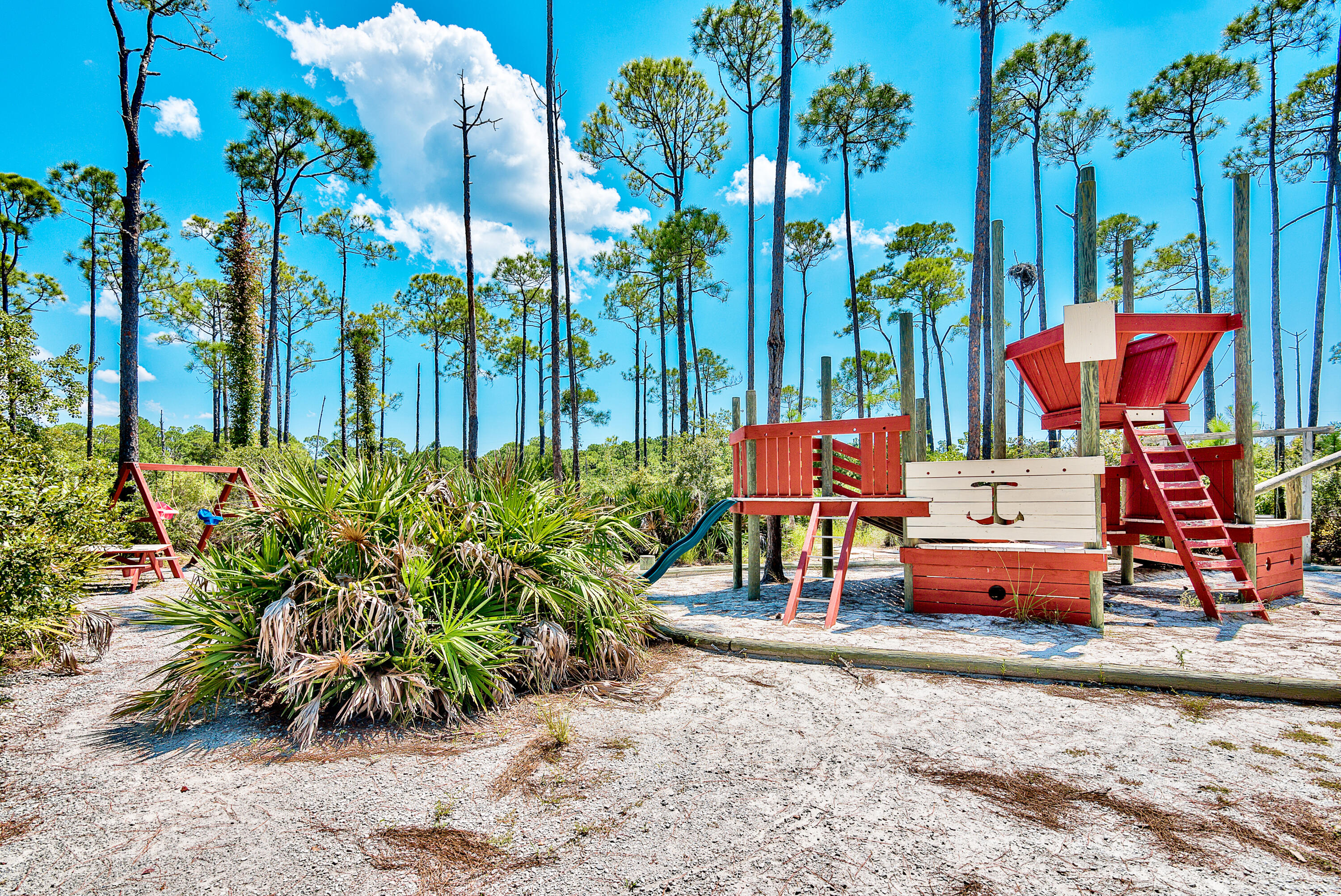 BAYSIDE CONDO SANDESTIN - Residential