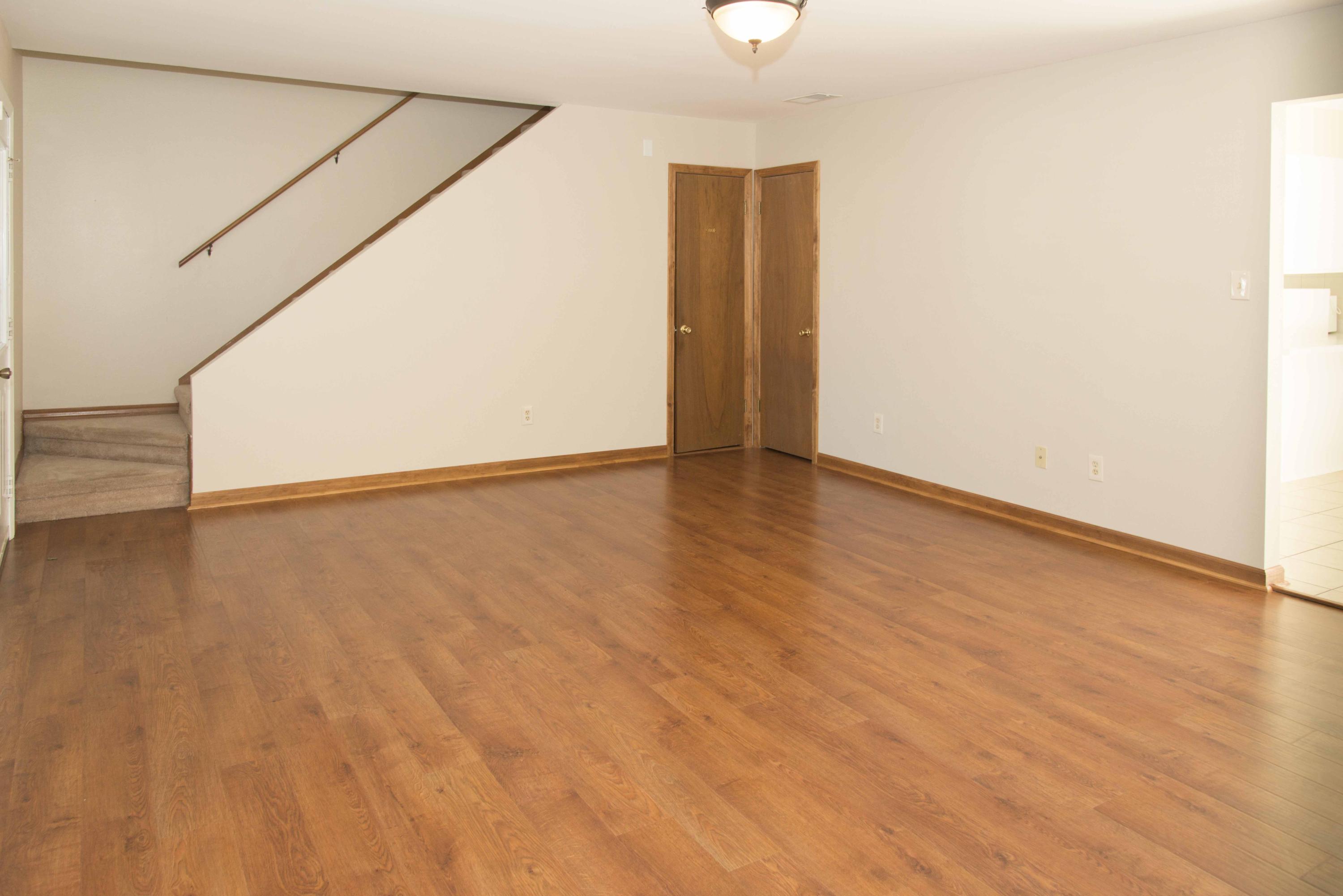 WOODLAND PARK ESTATES - Residential Lease