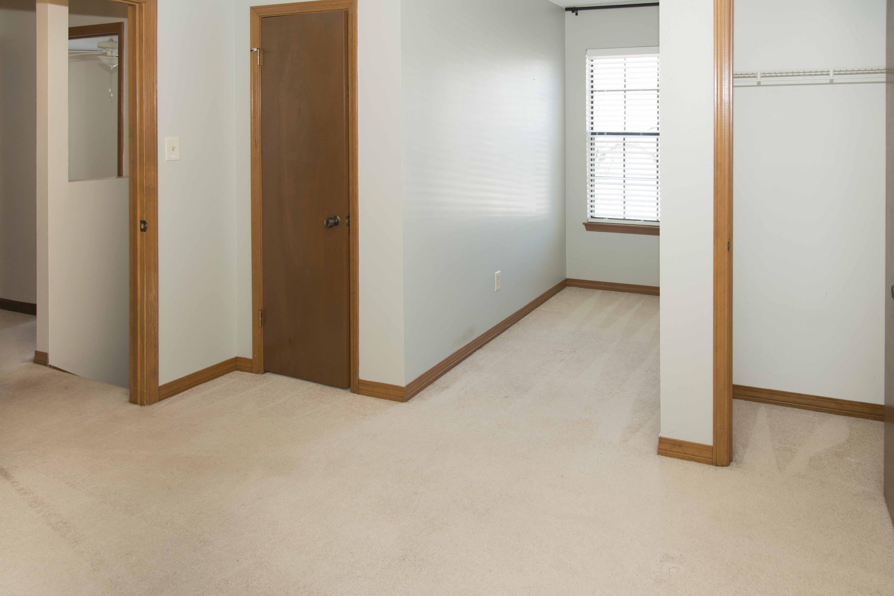 WOODLAND PARK ESTATES - Residential Lease