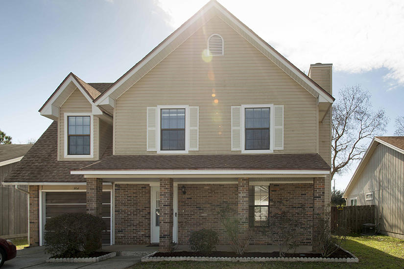 WOODLAND PARK ESTATES - Residential Lease