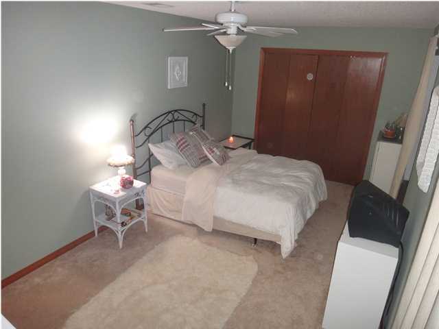 WOODLAND PARK ESTATES - Residential Lease