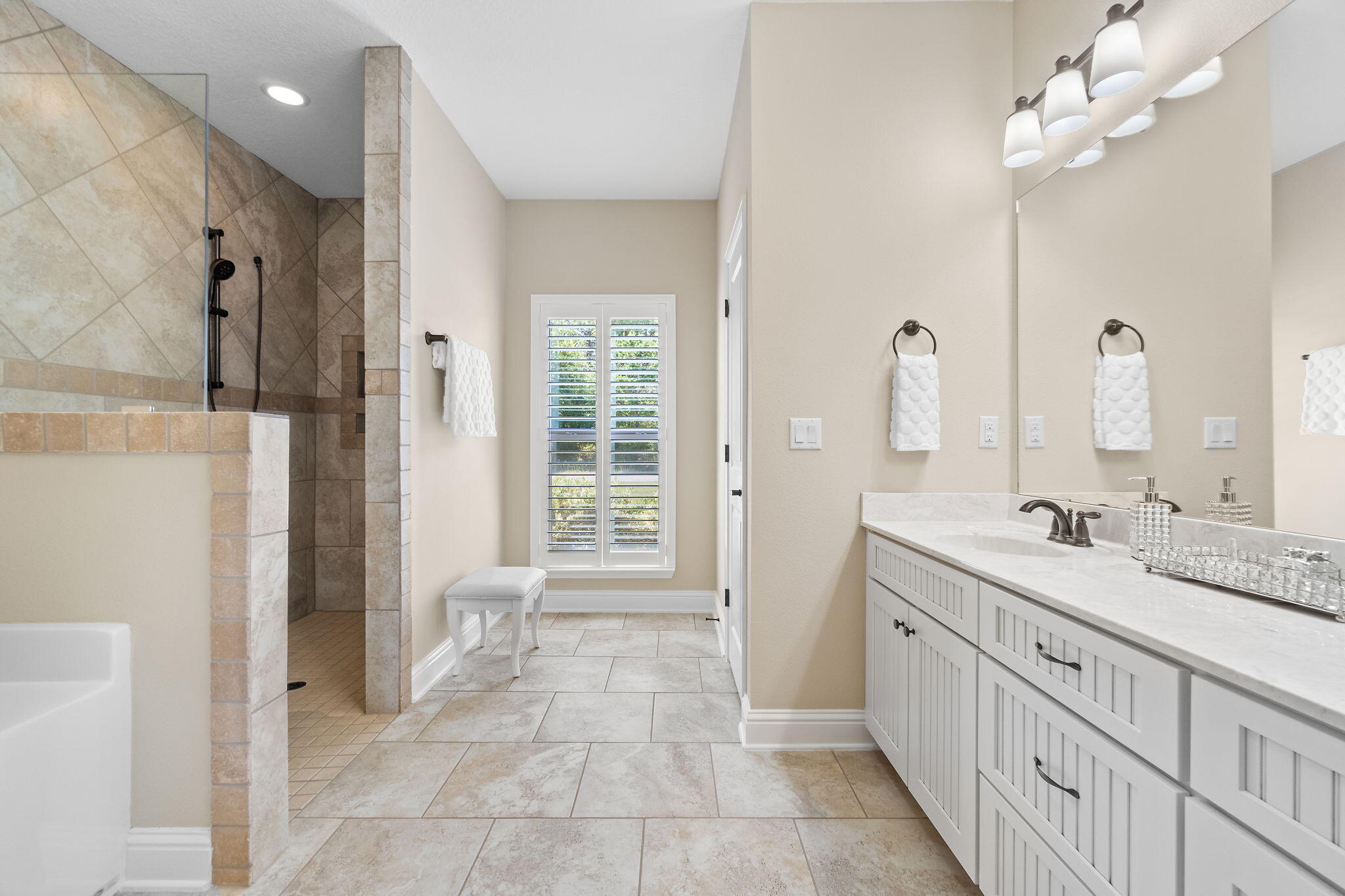 HIDDEN CREEK AT HOLLEY BY THE SEA - Residential
