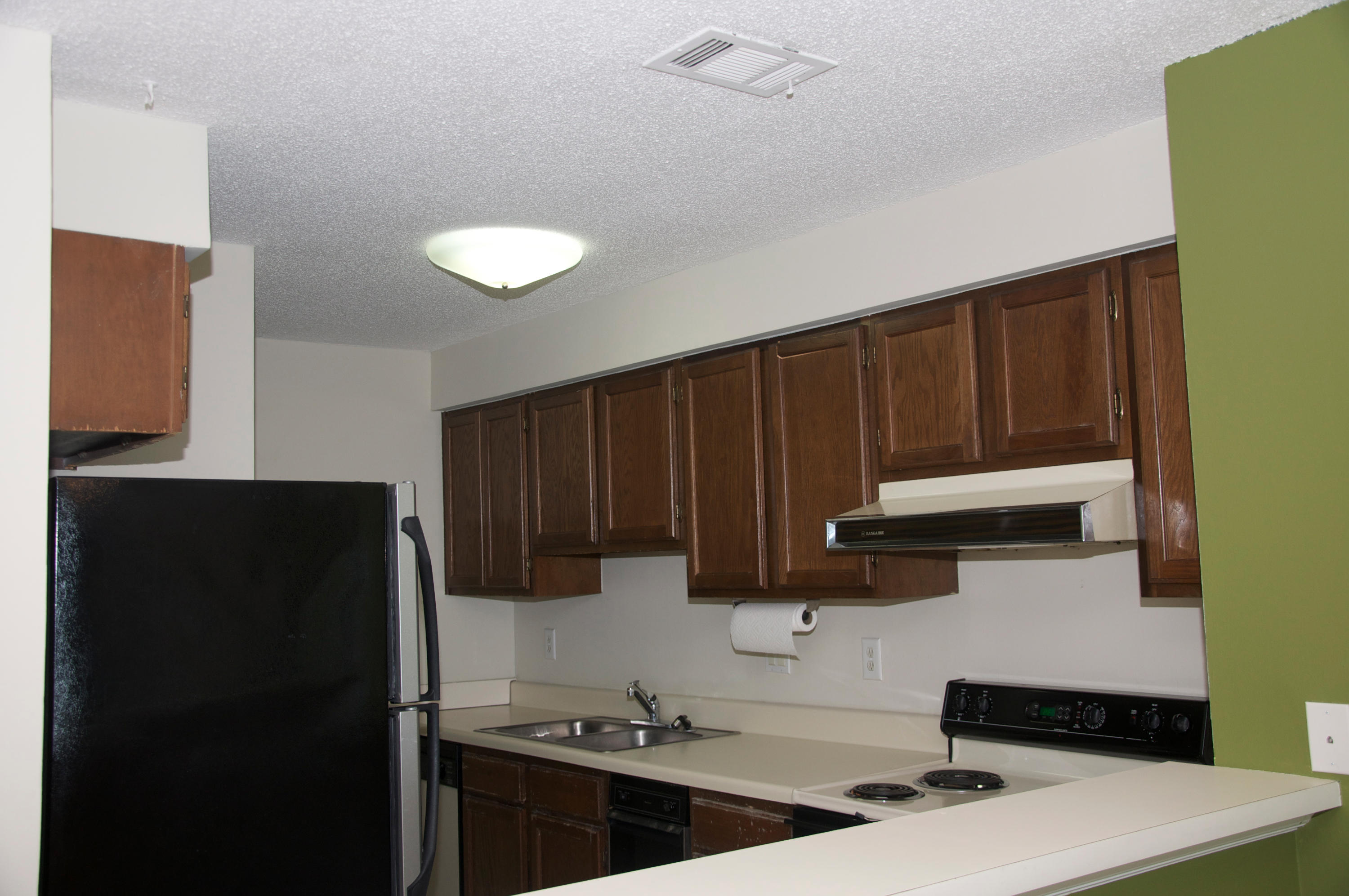 SUN KING TOWERS PH 1 - Residential