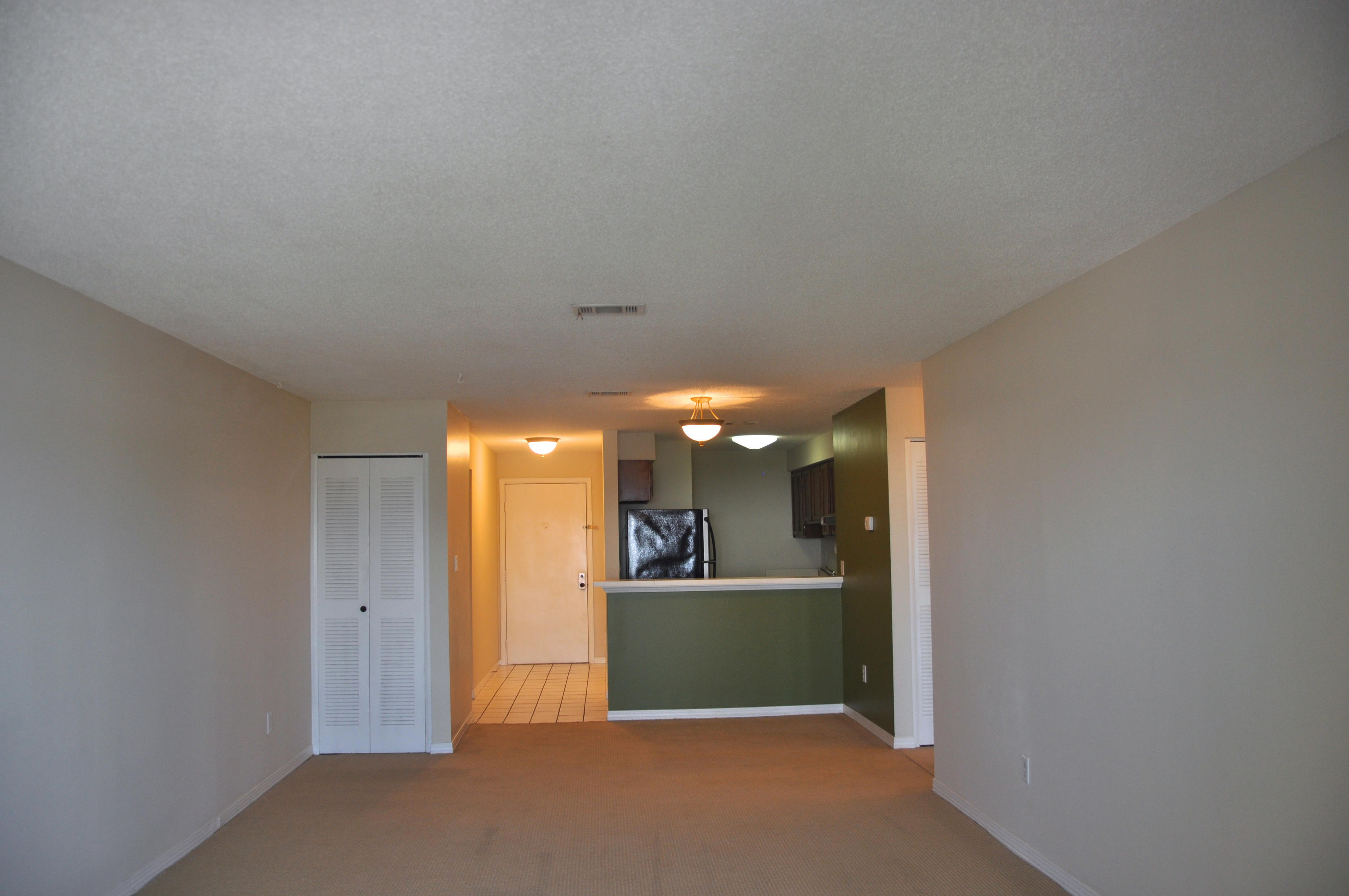 SUN KING TOWERS PH 1 - Residential