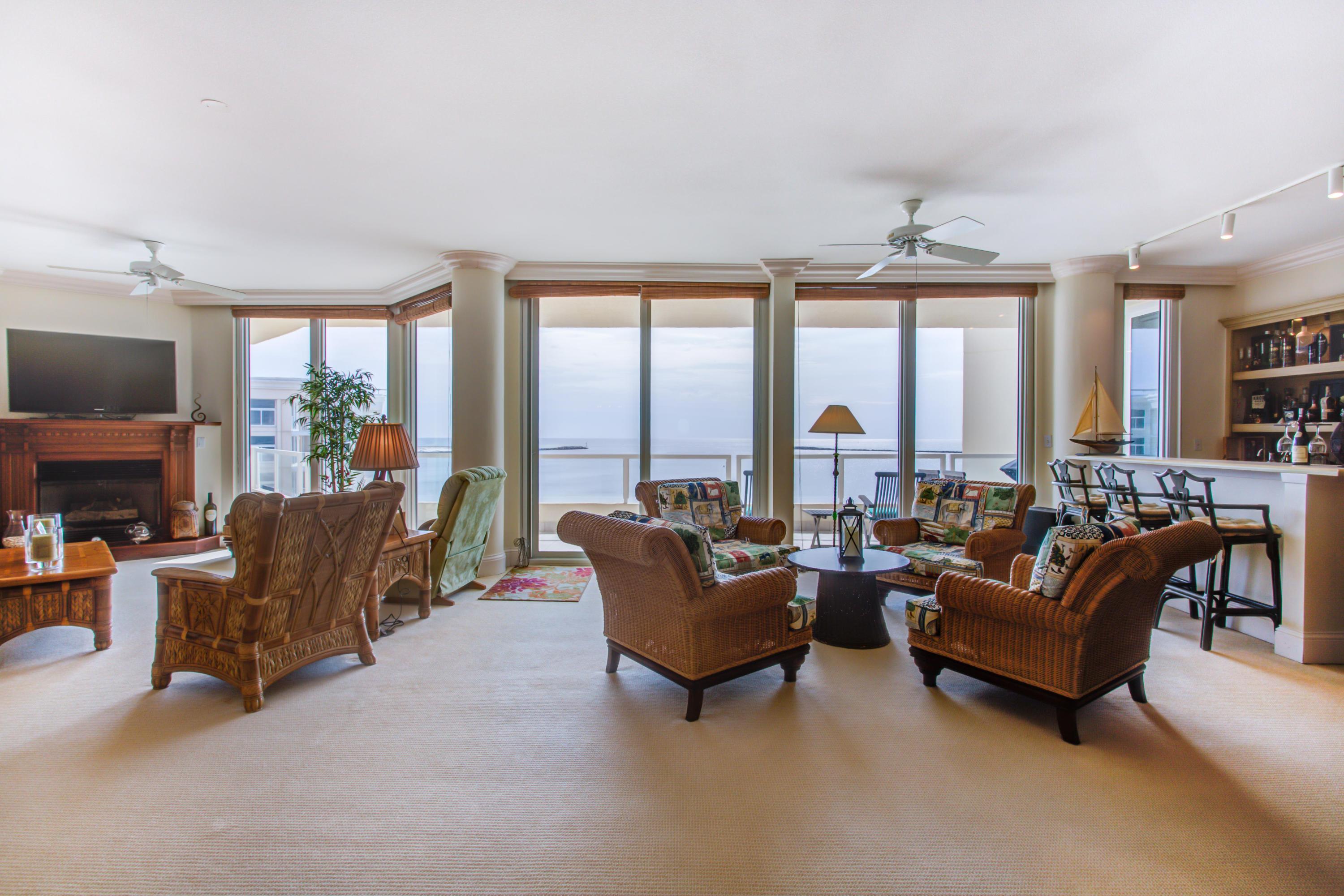EAST PASS TOWERS CONDO PH 2 - Residential
