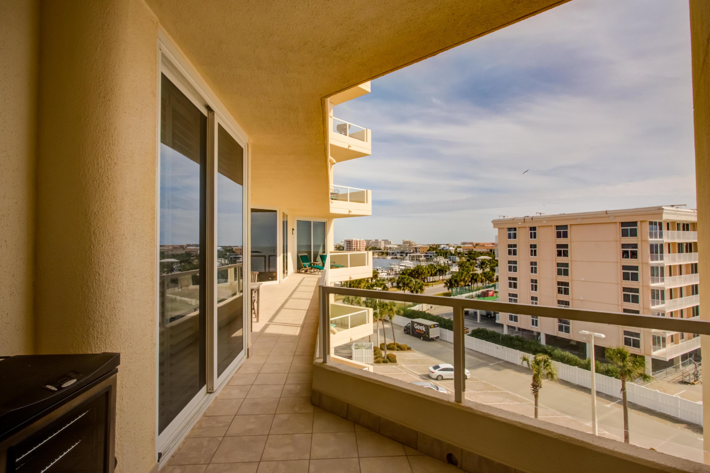 EAST PASS TOWERS CONDO PH 2 - Residential