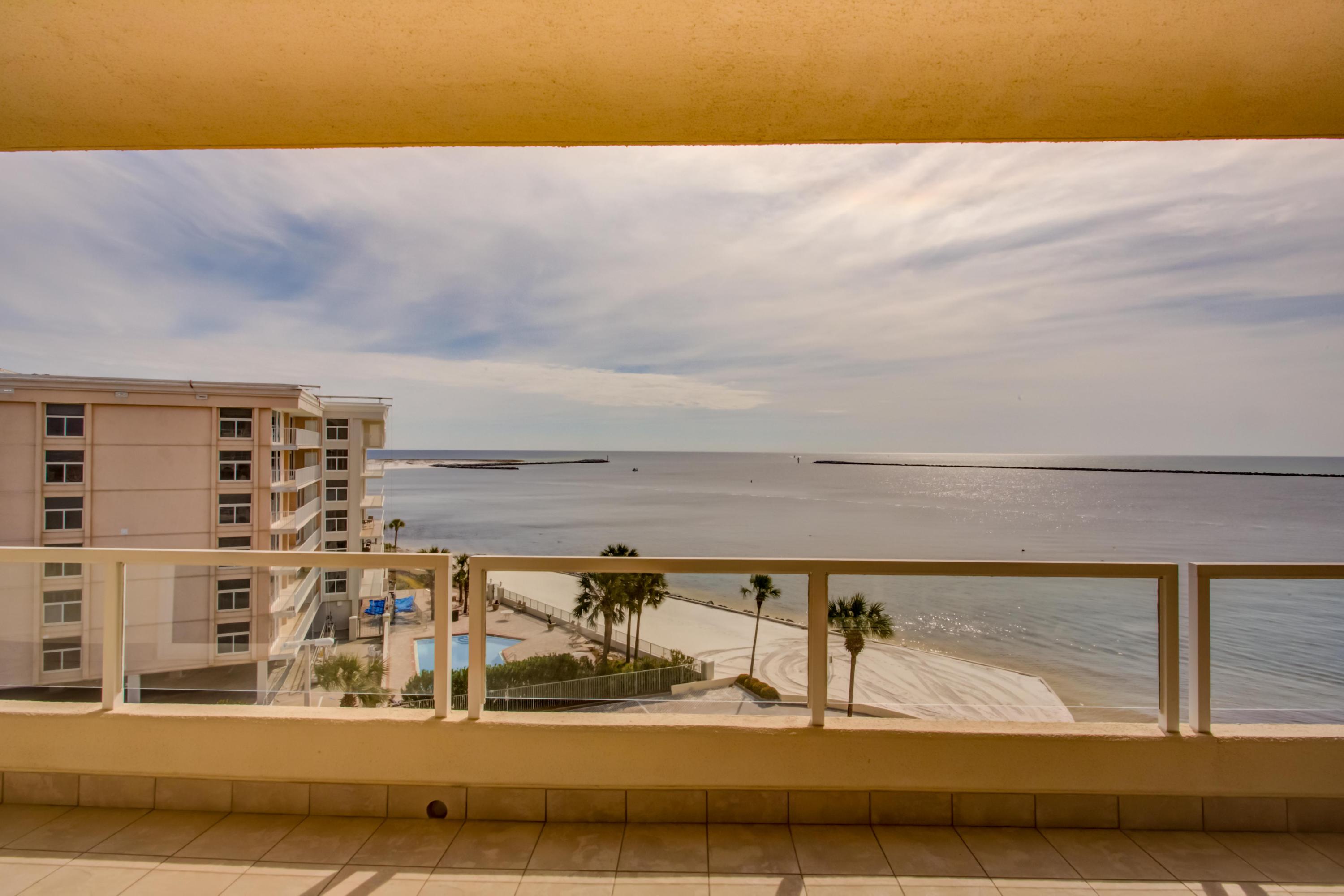 EAST PASS TOWERS CONDO PH 2 - Residential