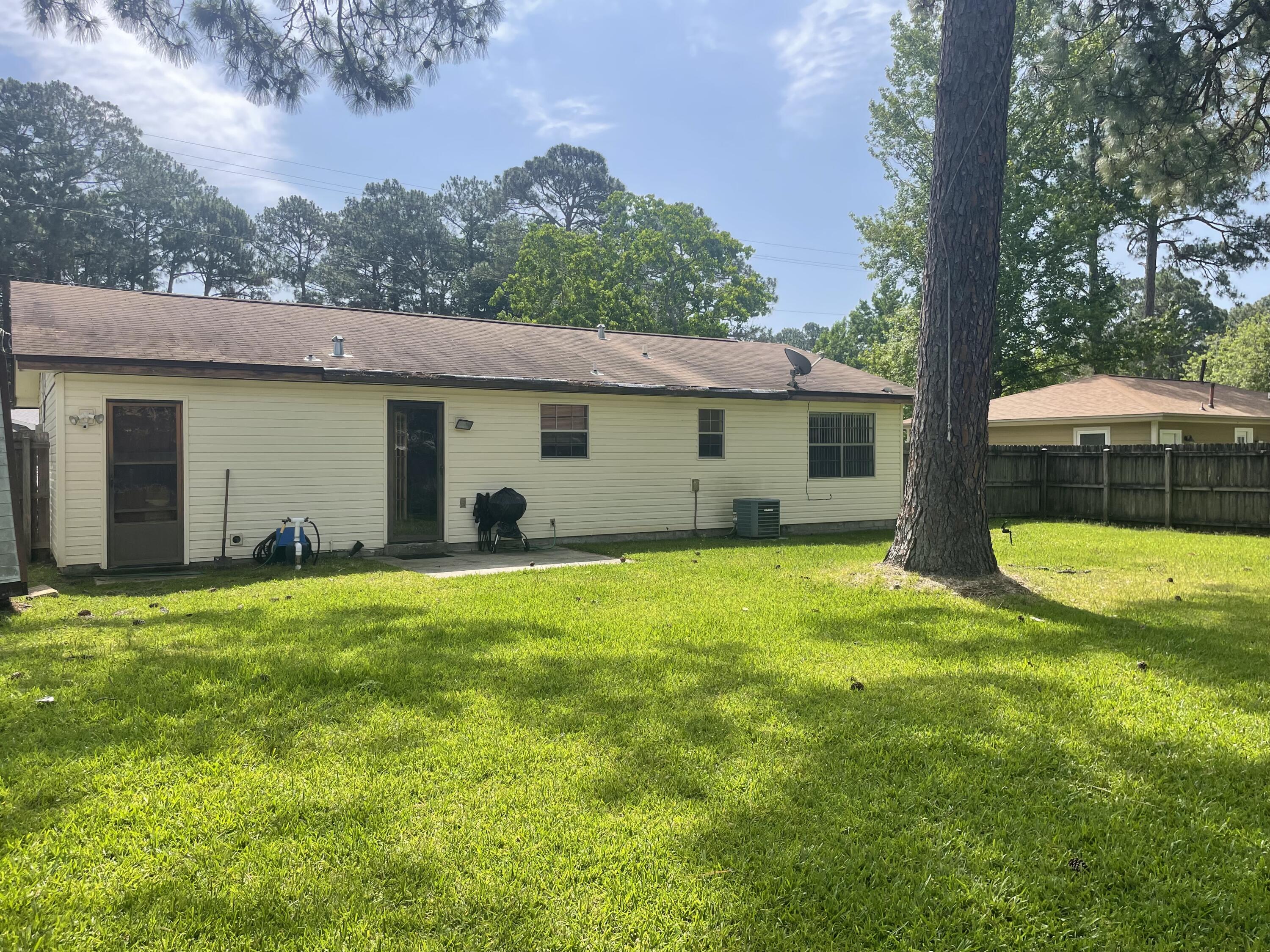 PINE MEADOWS - Residential