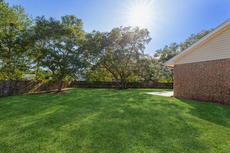 BRIGHTON OAKS - Residential