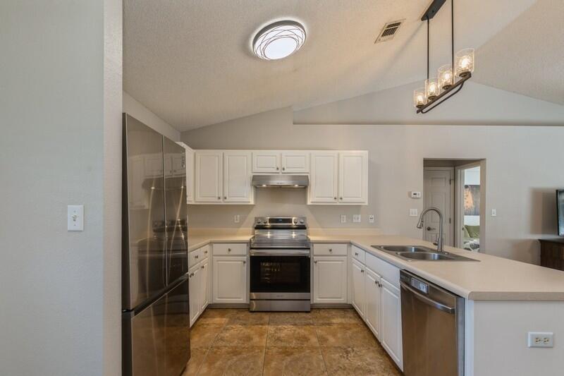 BRIGHTON OAKS - Residential