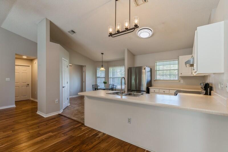 BRIGHTON OAKS - Residential