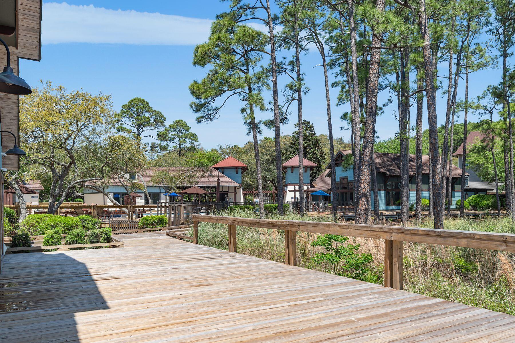 WILD HERON - Residential