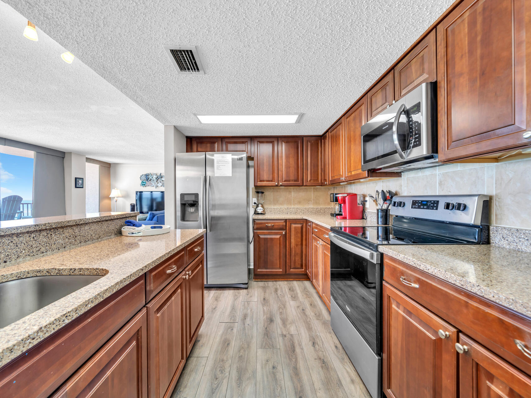 SEACHASE CONDO - Residential