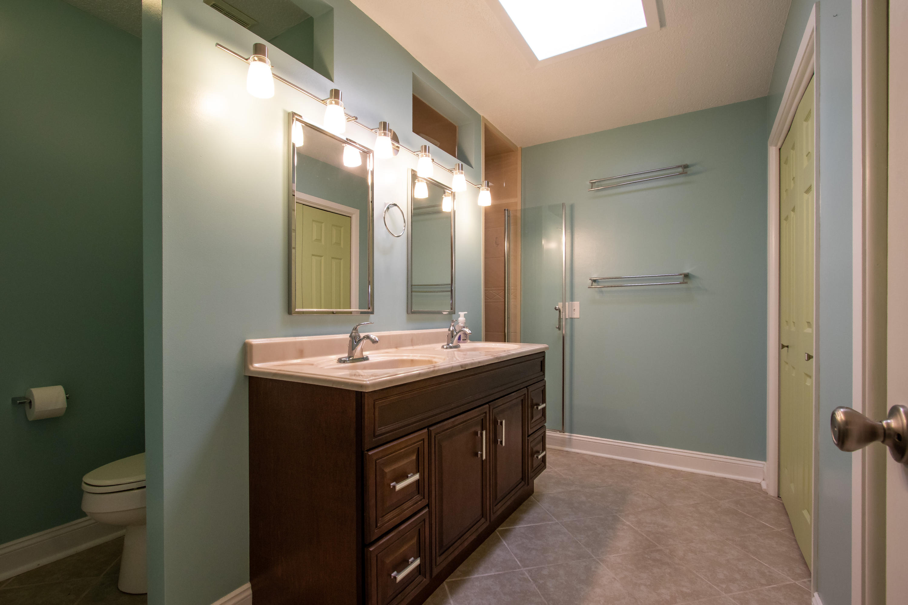 LAKE LORRAINE ESTATES 3 - Residential