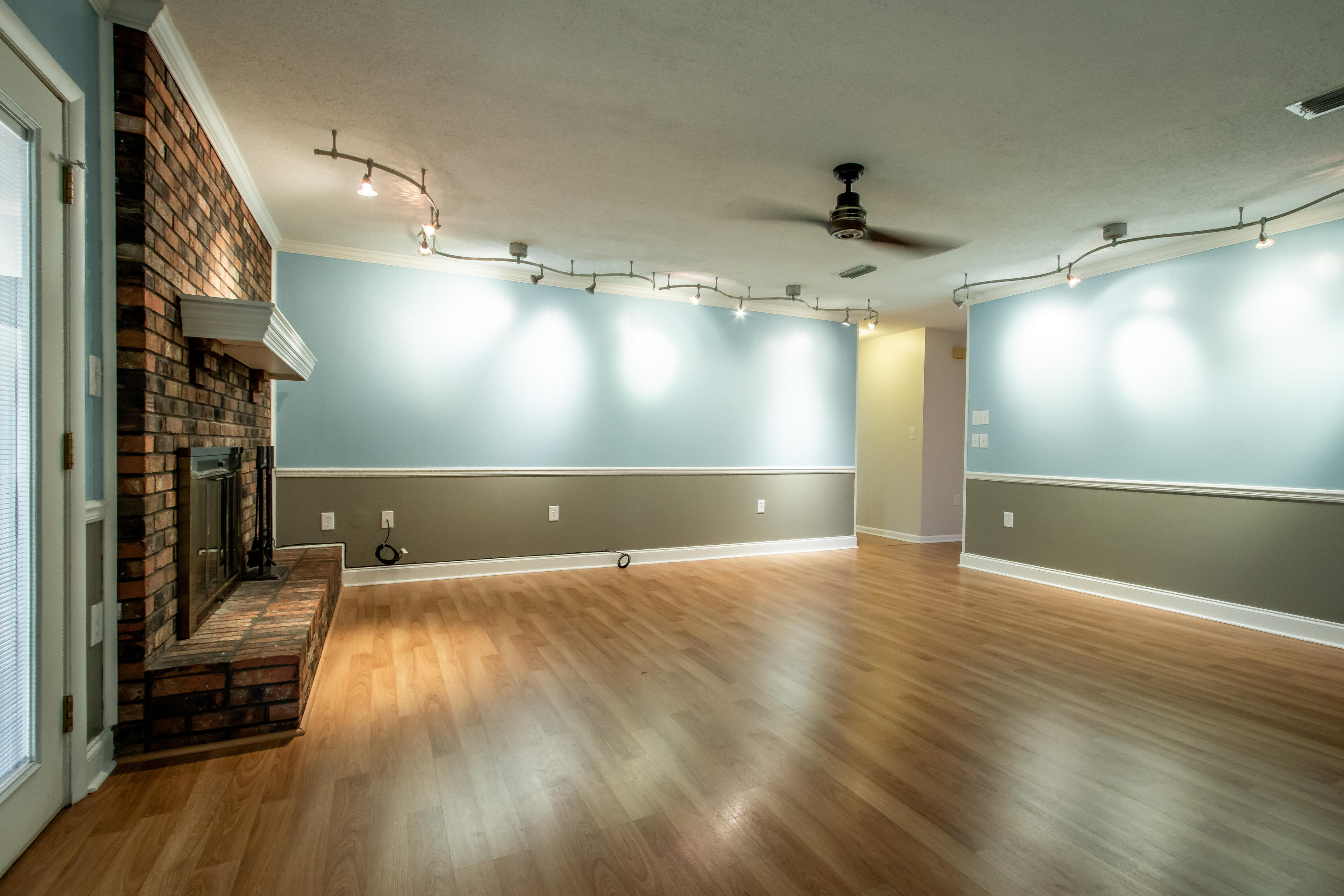 LAKE LORRAINE ESTATES 3 - Residential