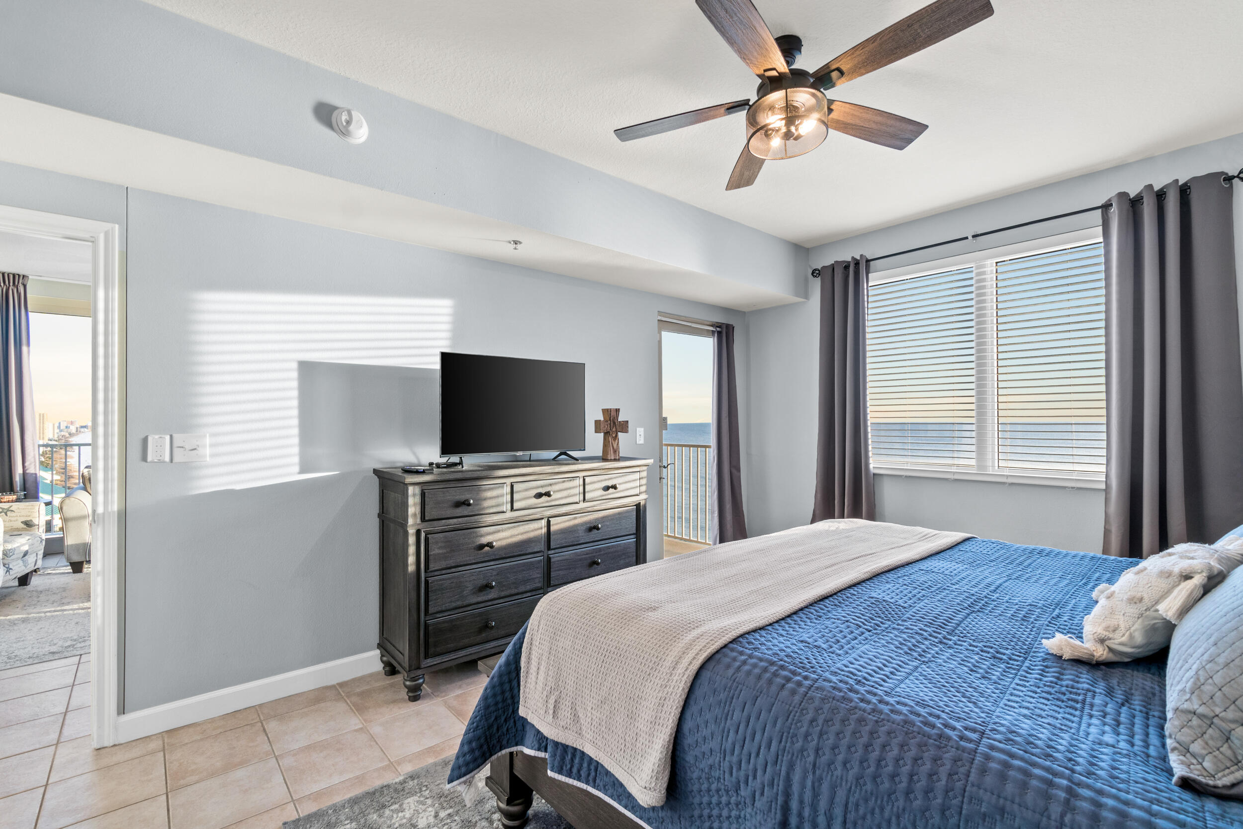 SHORES OF PANAMA - Residential