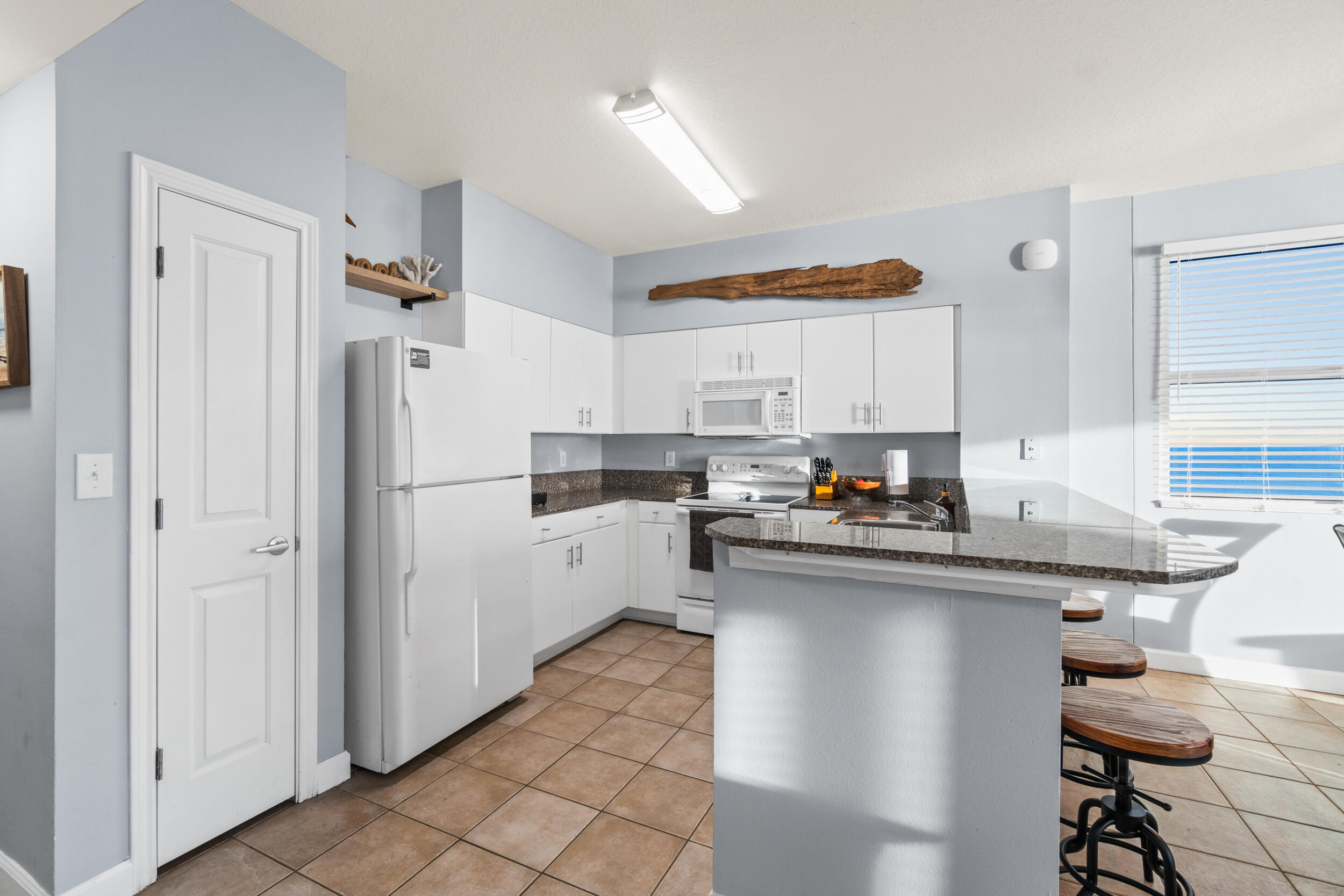 SHORES OF PANAMA - Residential