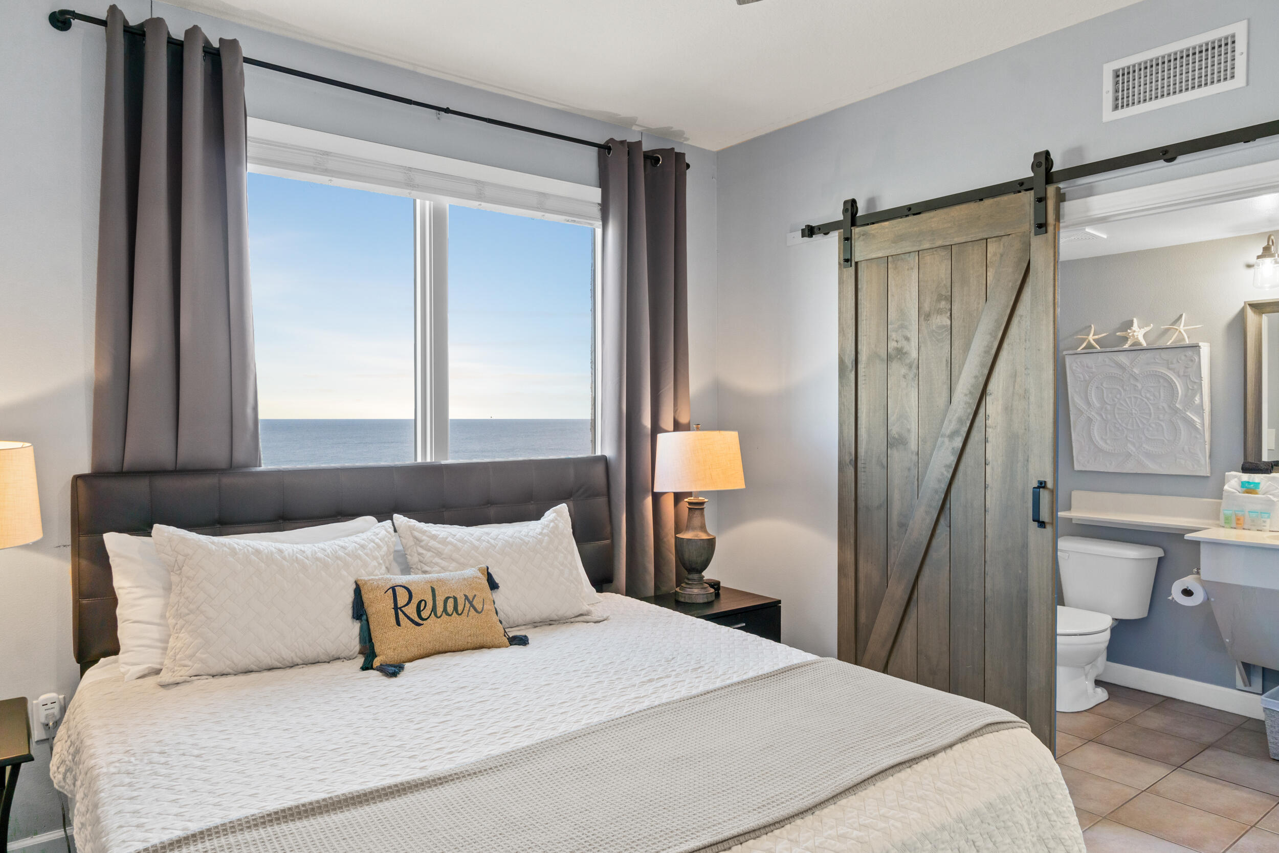 SHORES OF PANAMA - Residential