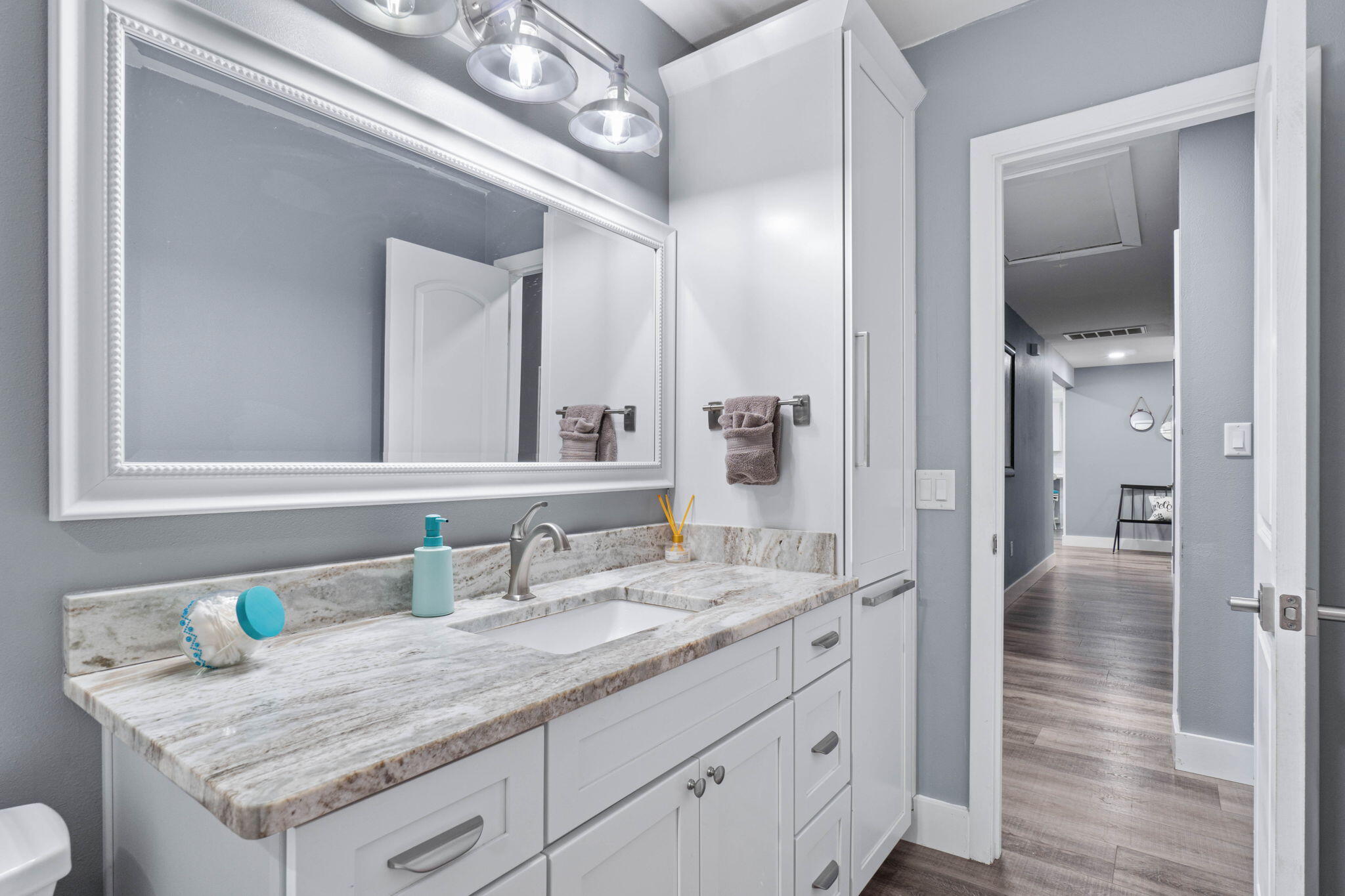 COLONY ESTATES - Residential