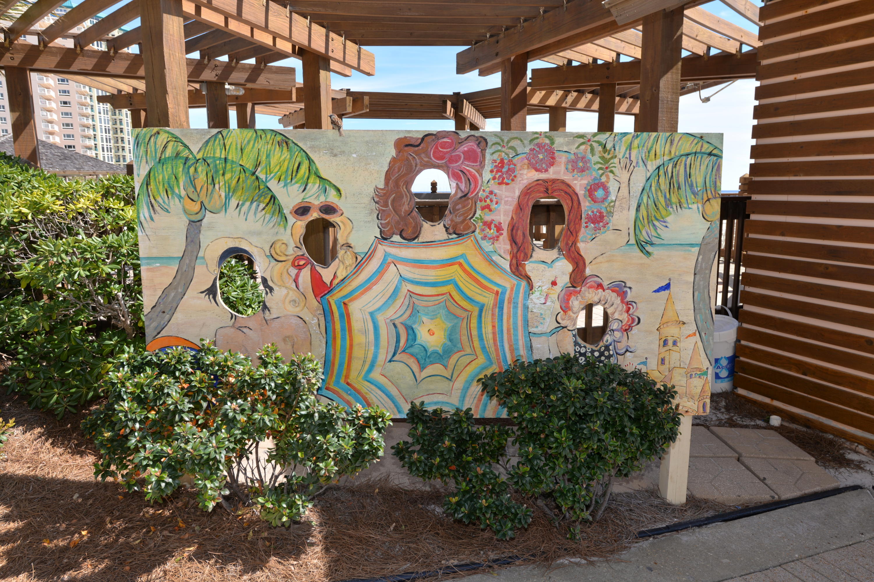 PELICAN BEACH RESORT - Residential