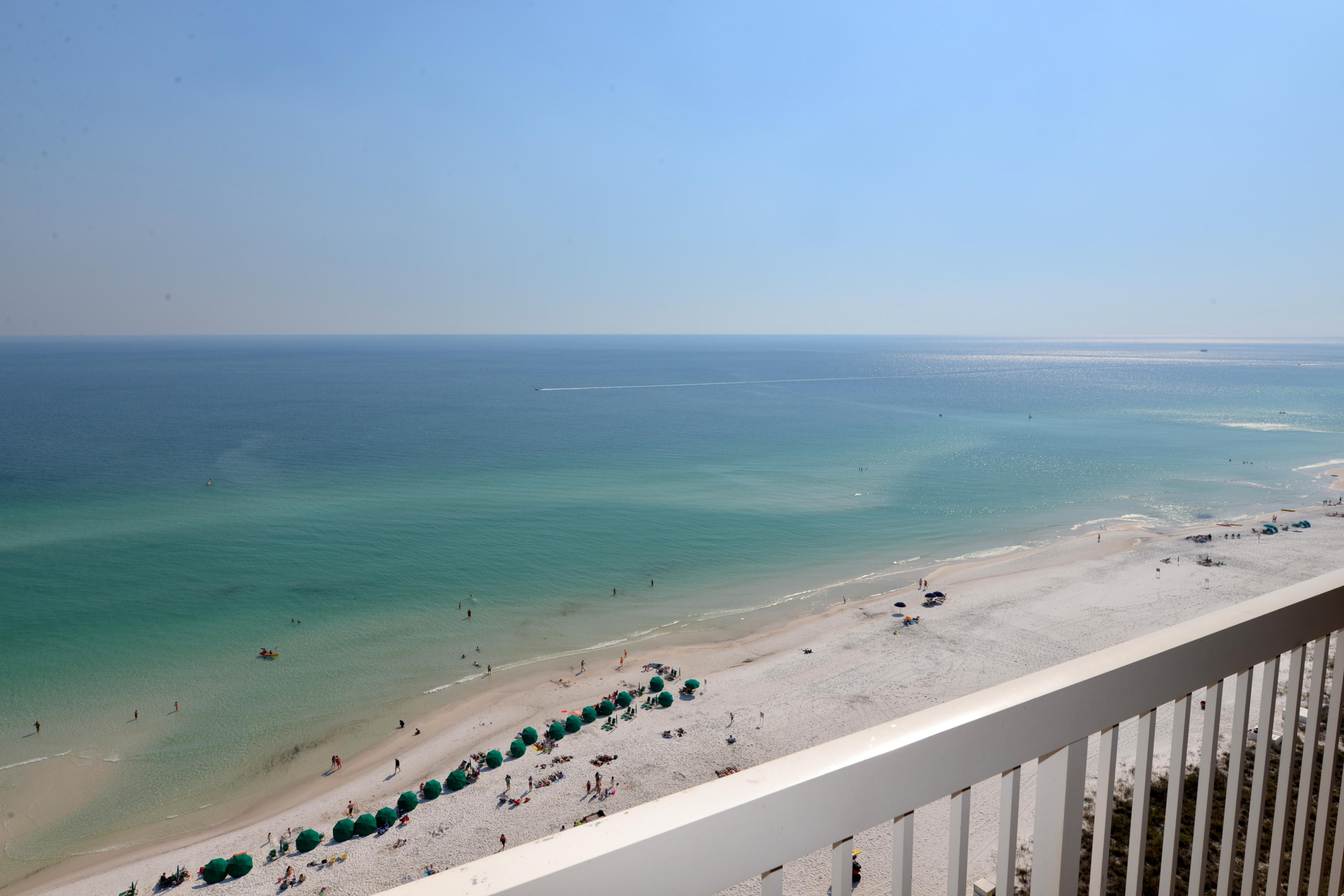 PELICAN BEACH RESORT - Residential