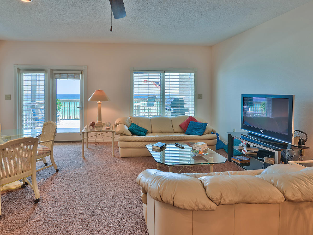 MIRAMAR BEACH - Residential