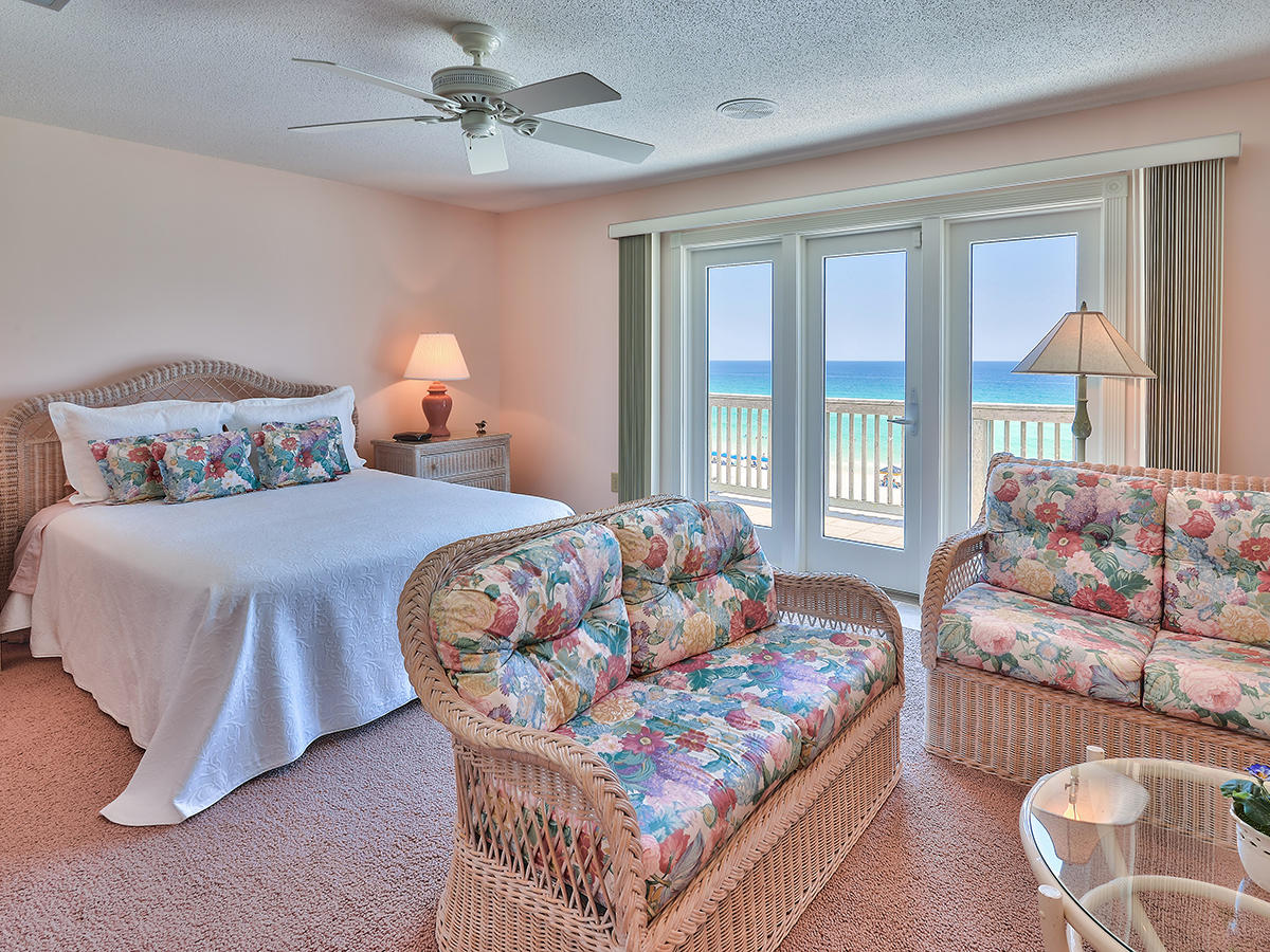 MIRAMAR BEACH - Residential