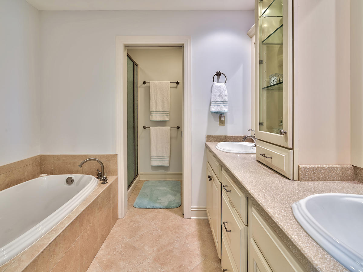 MIRAMAR BEACH - Residential