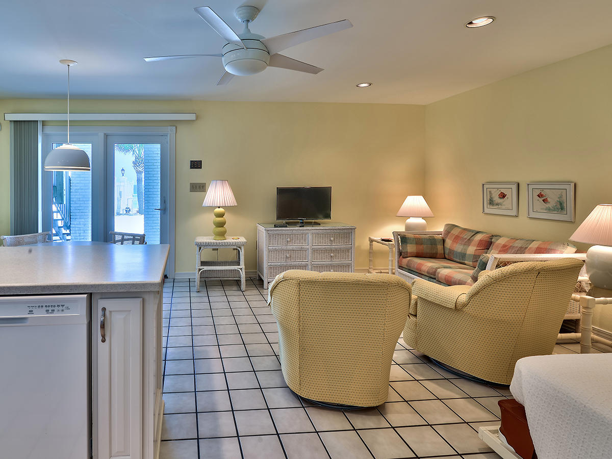 MIRAMAR BEACH - Residential