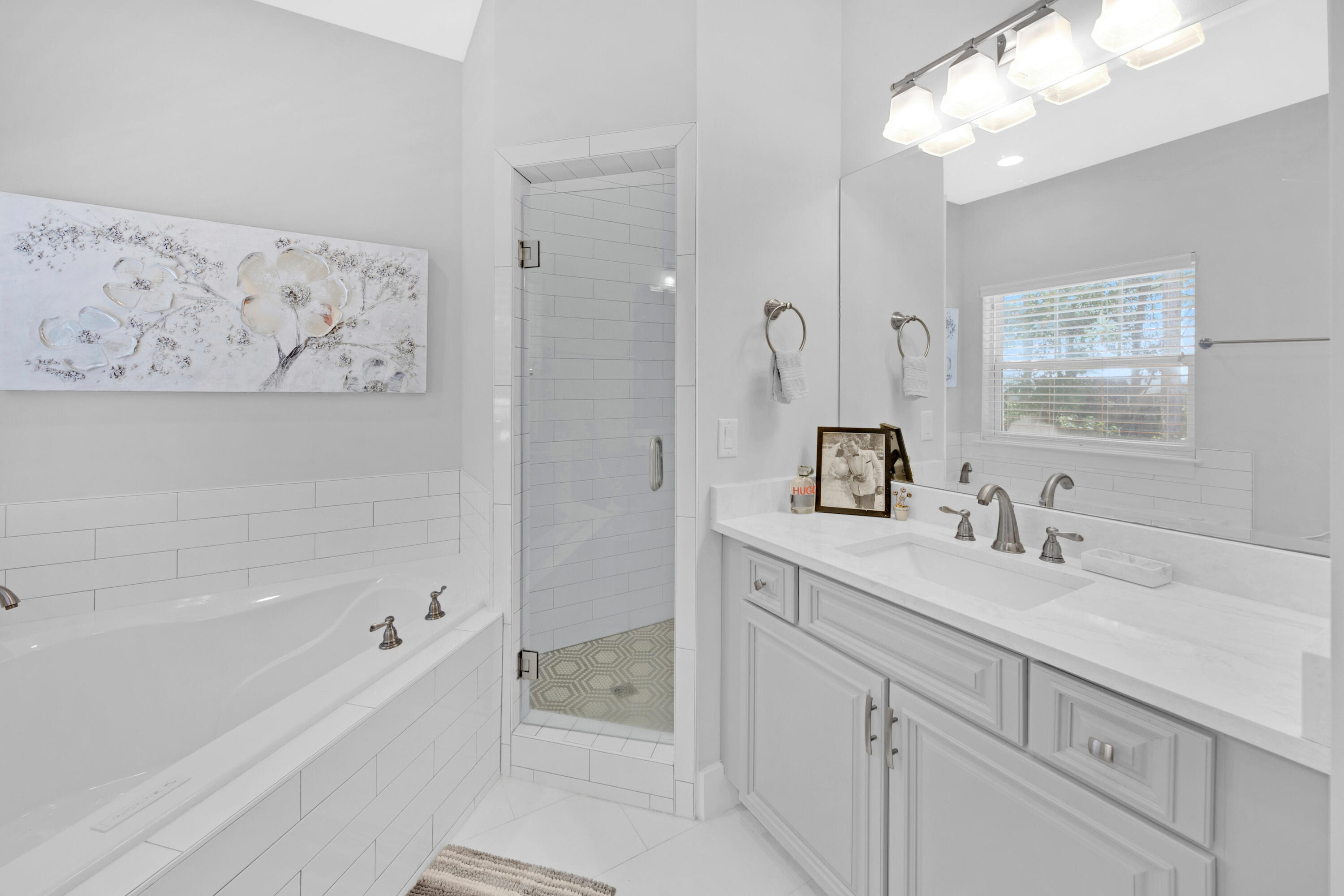 HIDDEN GROVE - Residential