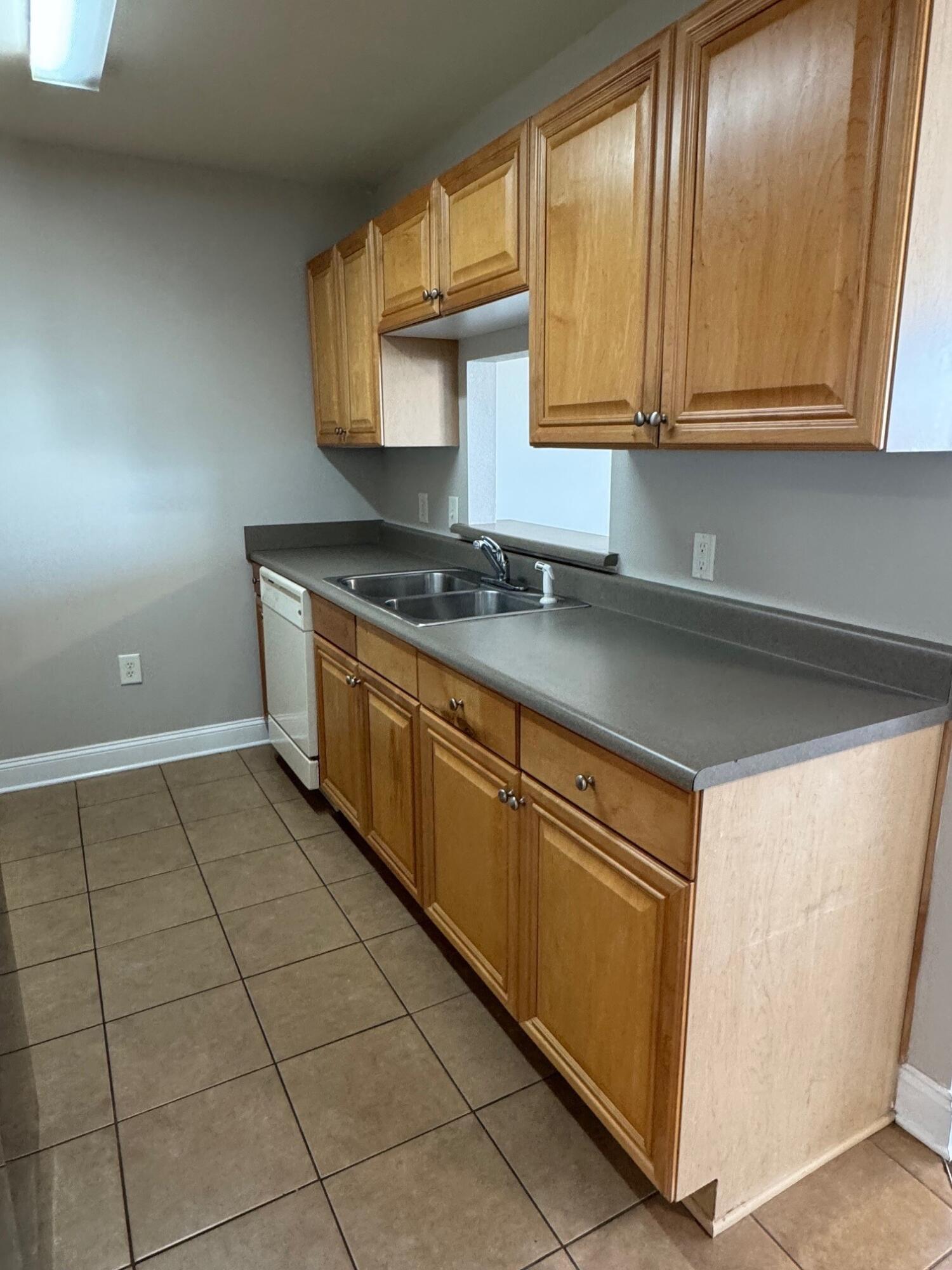 EAGLES LANDING S/D - Residential Lease