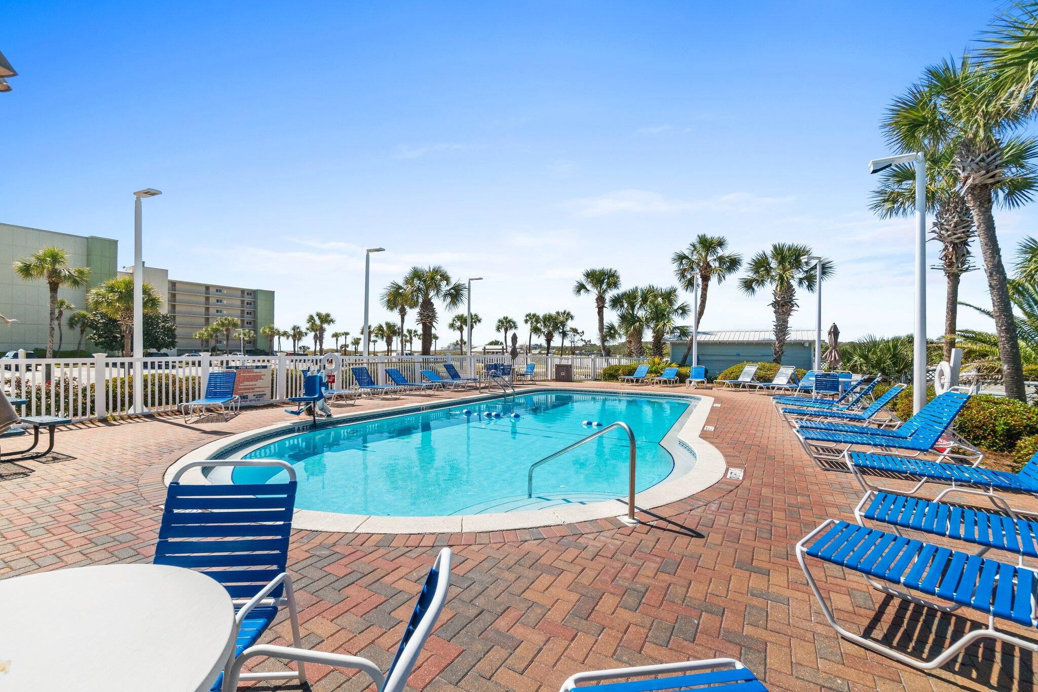 PINNACLE PORT - Residential