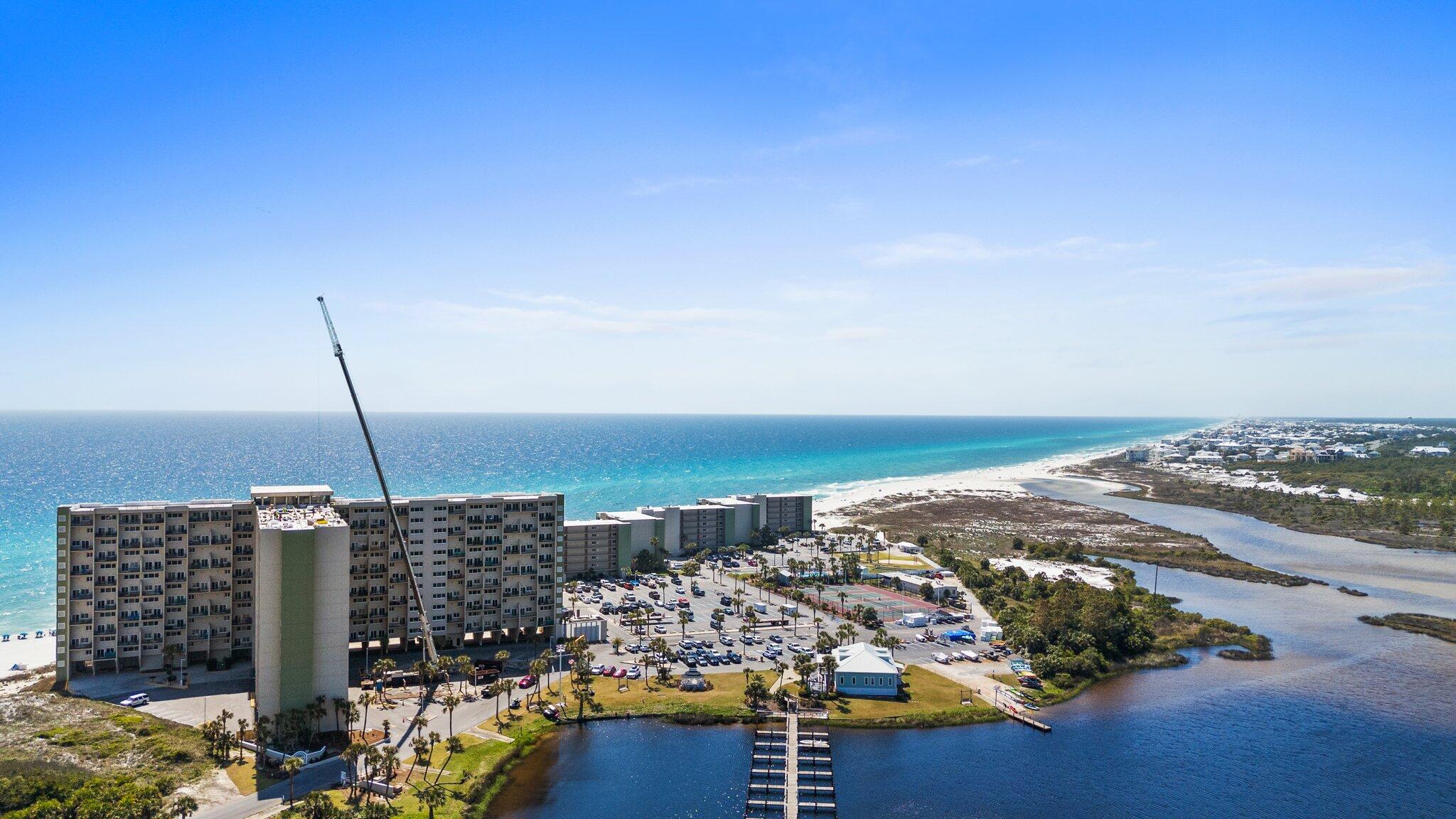 PINNACLE PORT - Residential