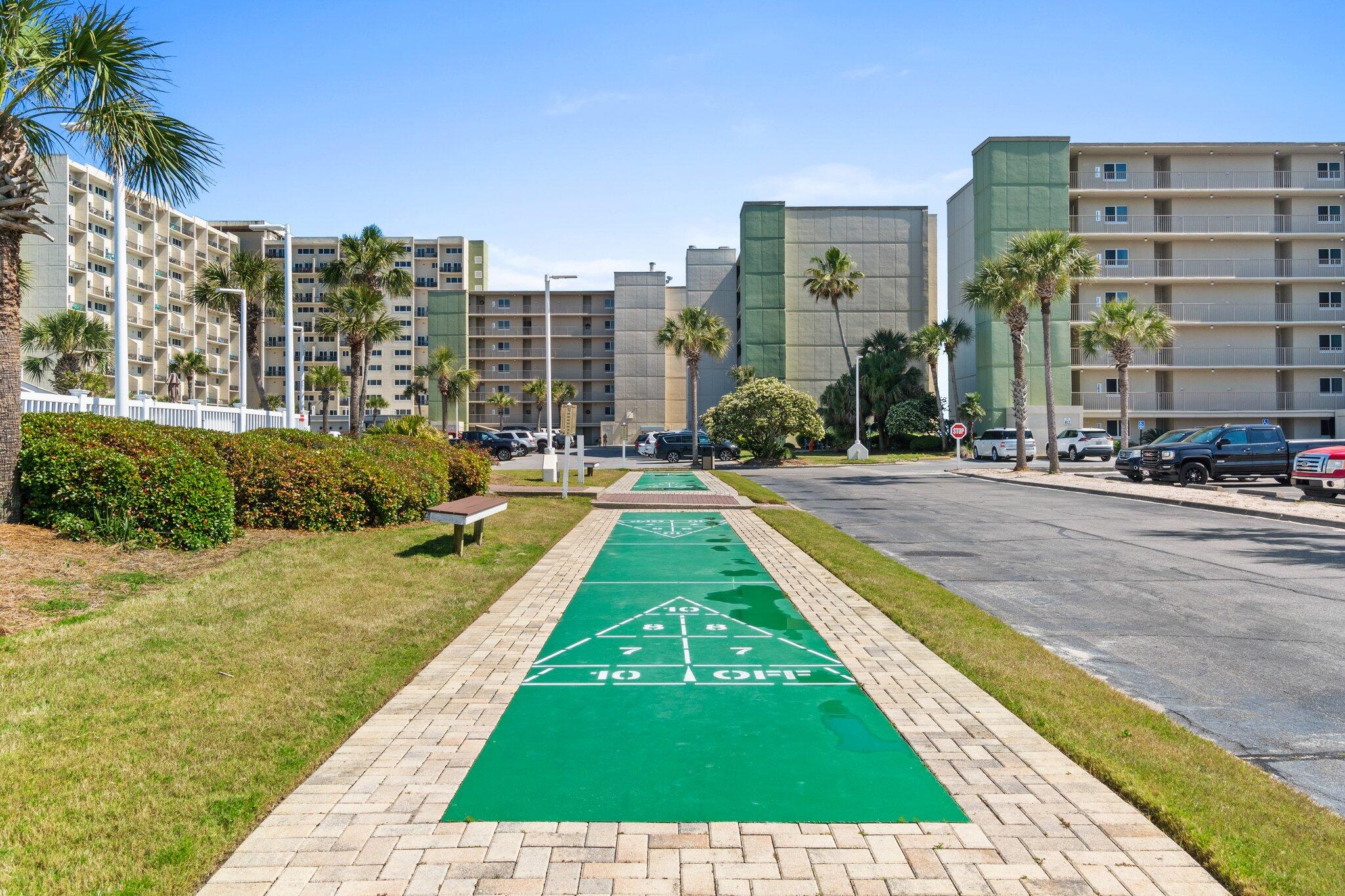 PINNACLE PORT - Residential