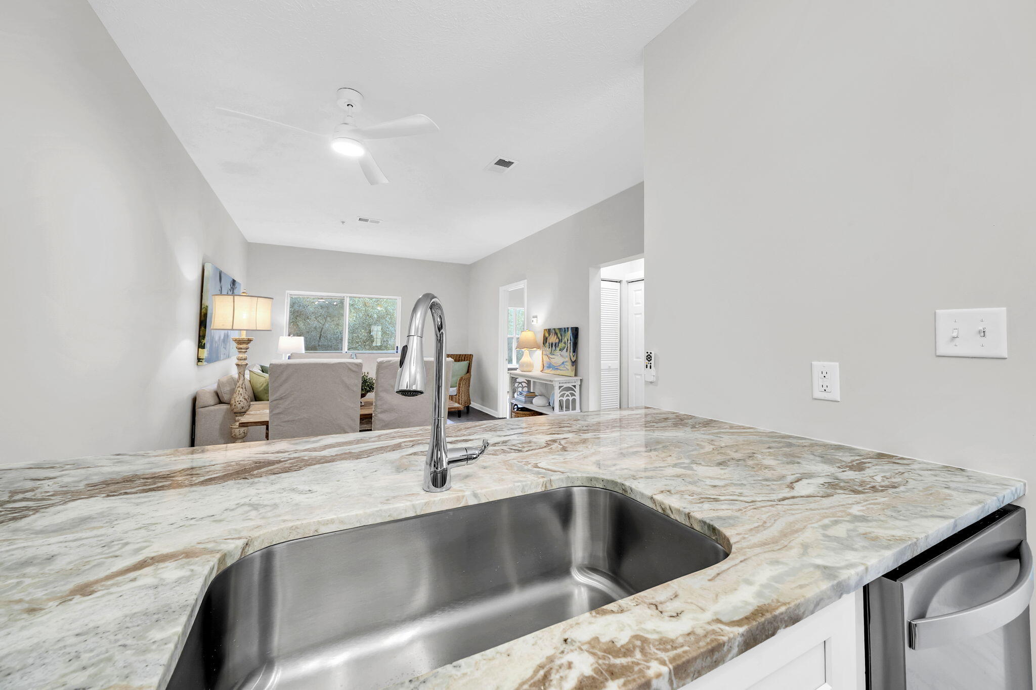 HERONS WATCH CONDO PH 1 - Residential