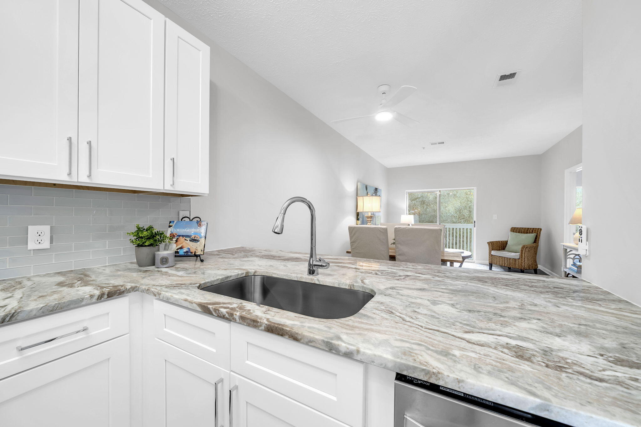 HERONS WATCH CONDO PH 1 - Residential