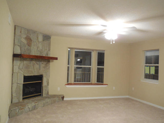 MIRROR LAKE - Residential