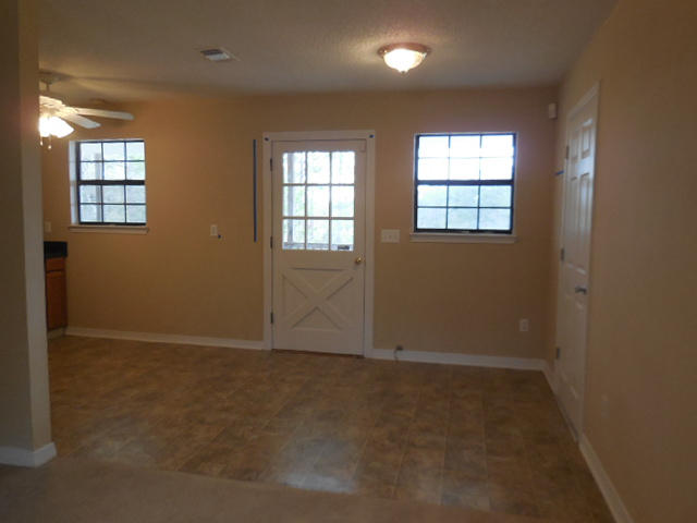 MIRROR LAKE - Residential